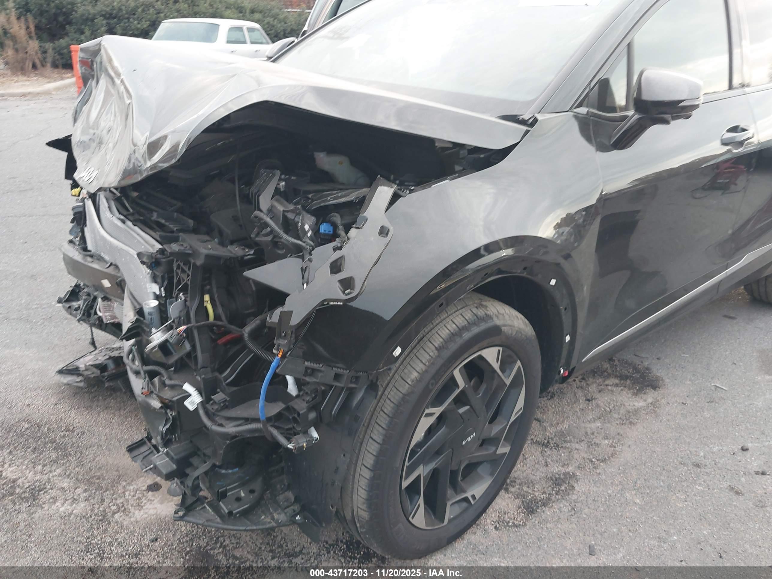 KIA SPORTAGE image 6