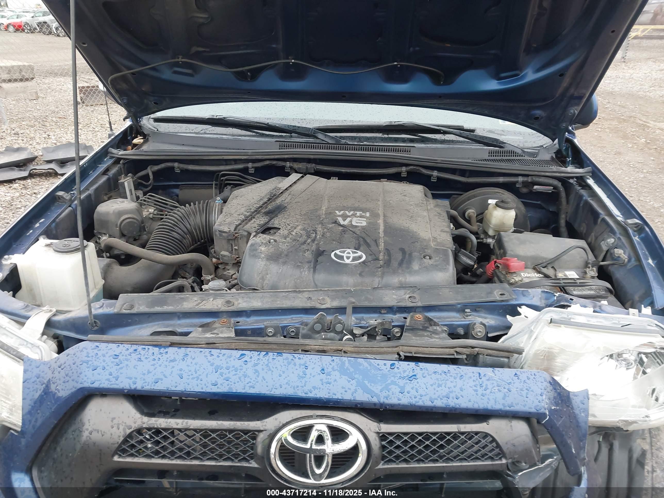 TOYOTA TACOMA image 10