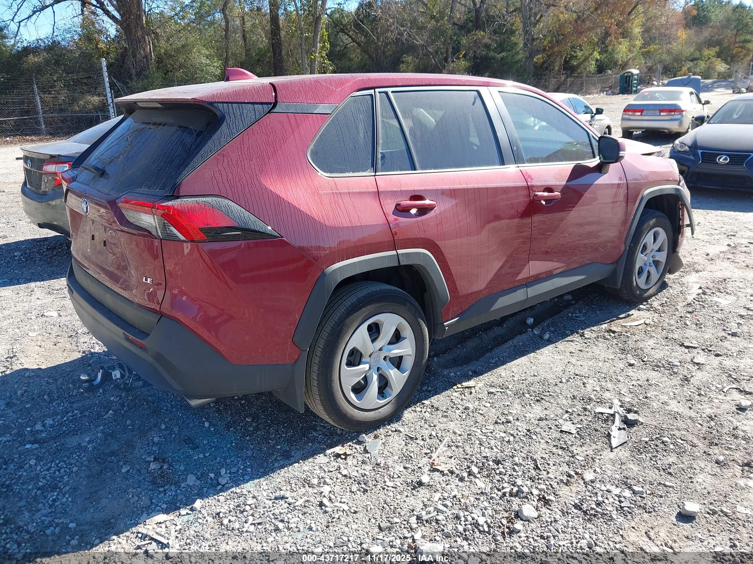 TOYOTA RAV4 image 4