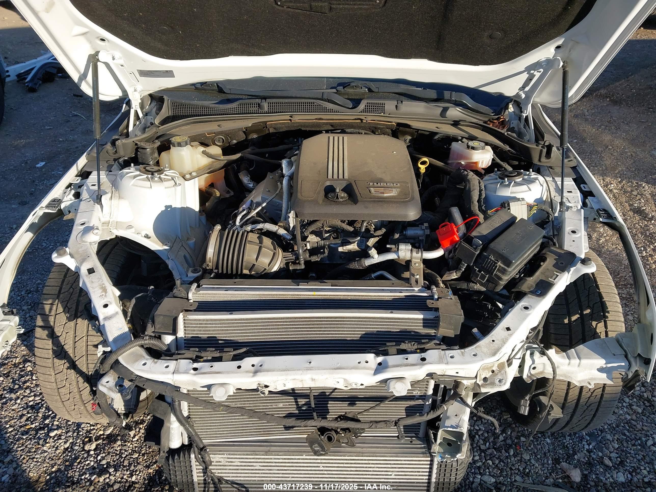 CADILLAC CT4 image 10
