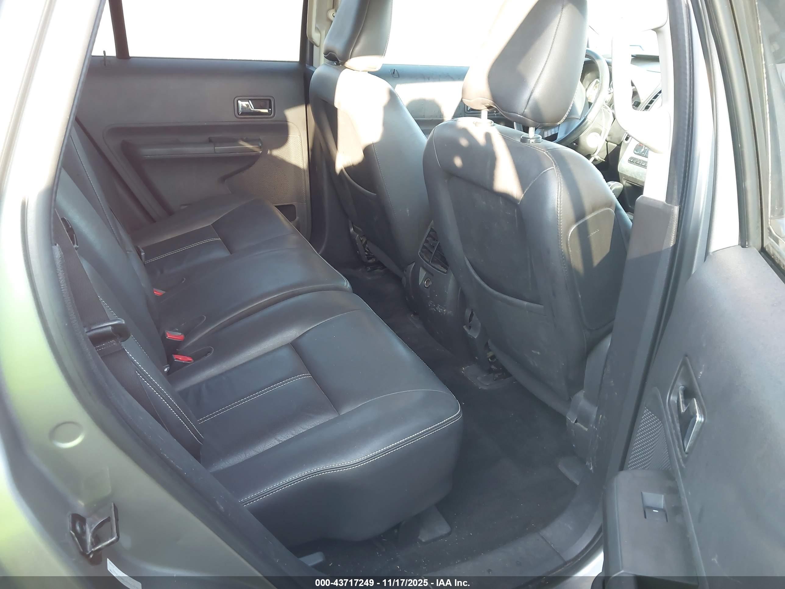 FORD EDGE image 8