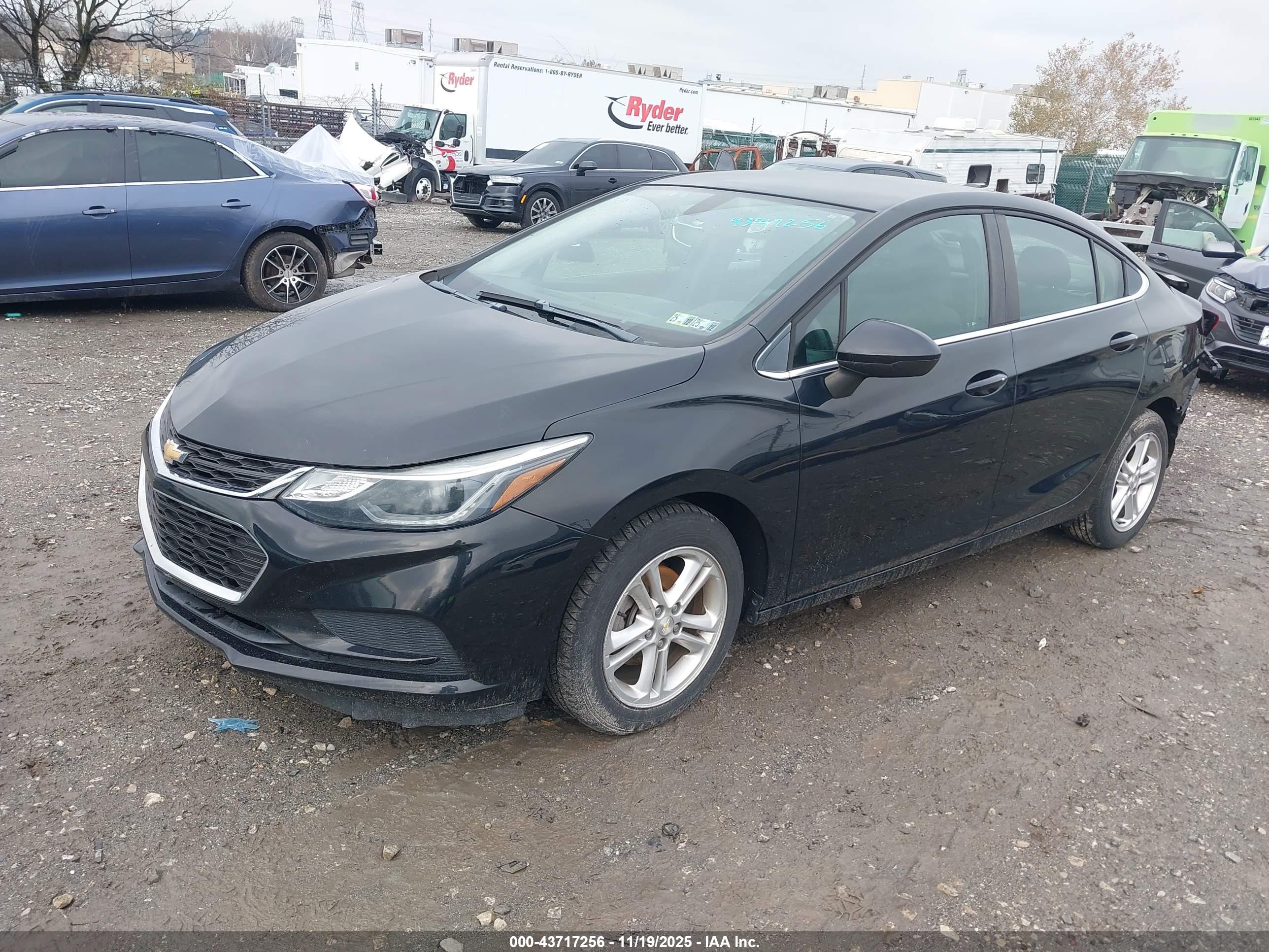 CHEVROLET CRUZE image 2