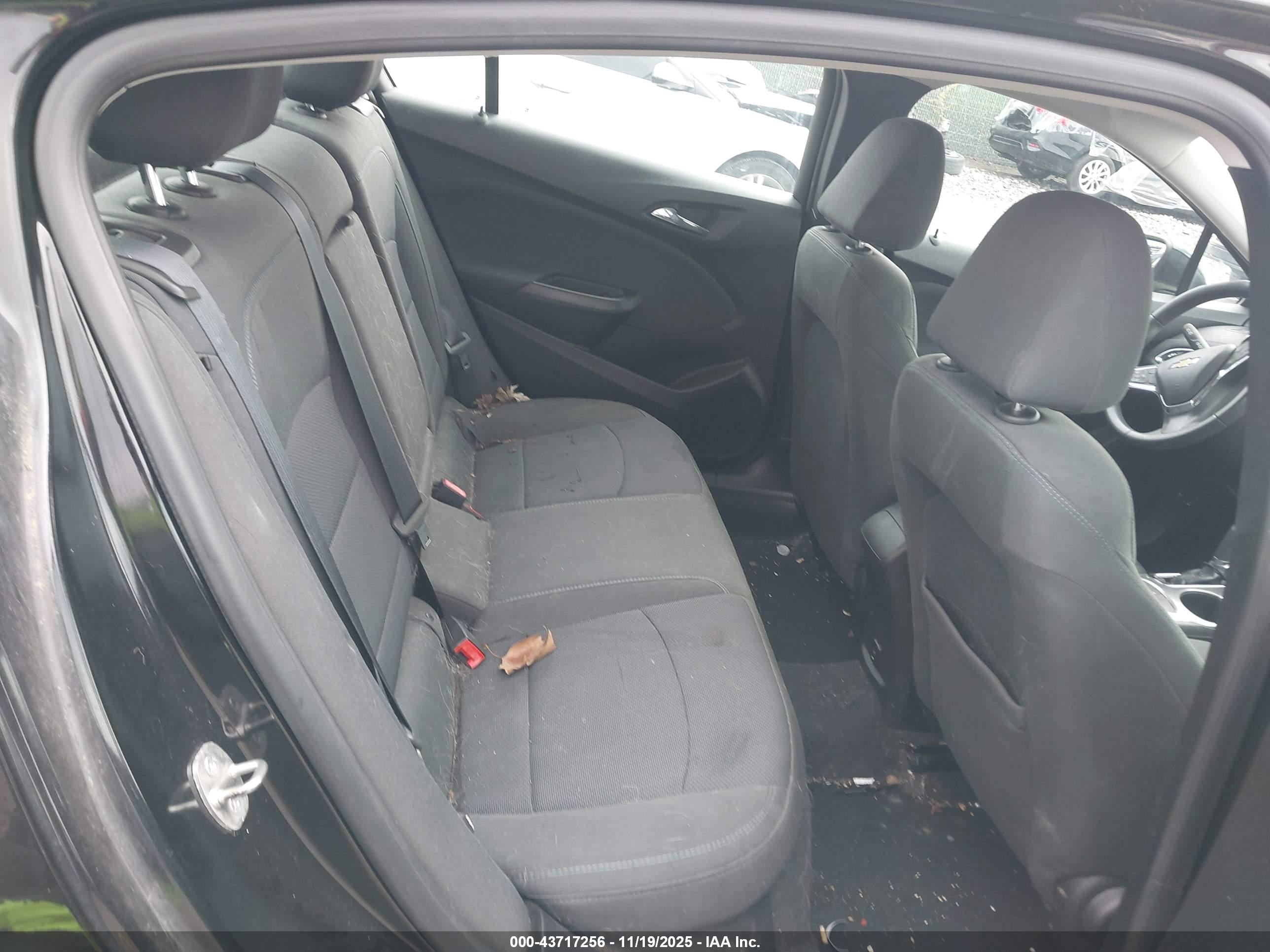 CHEVROLET CRUZE image 8