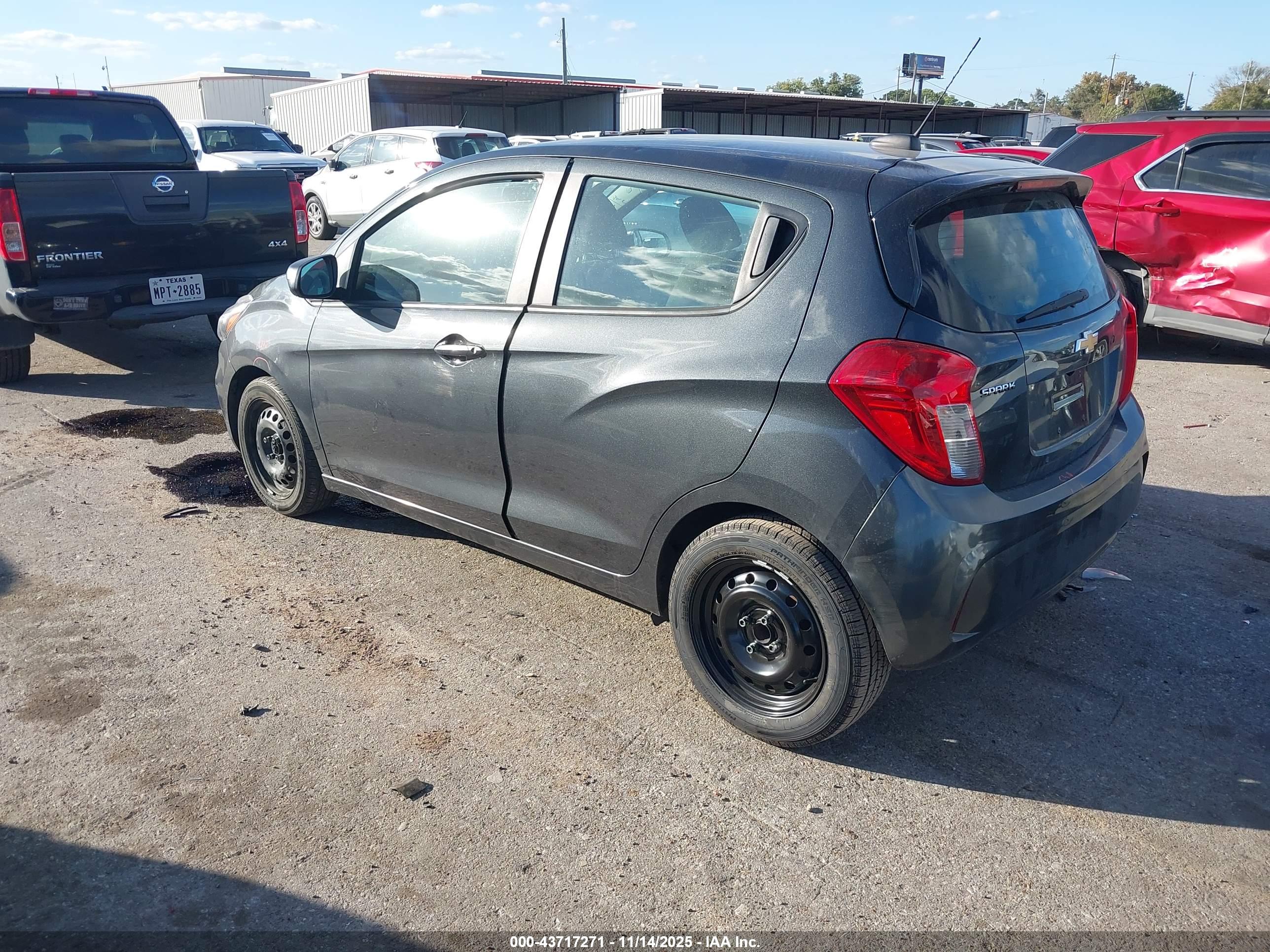 CHEVROLET SPARK image 3