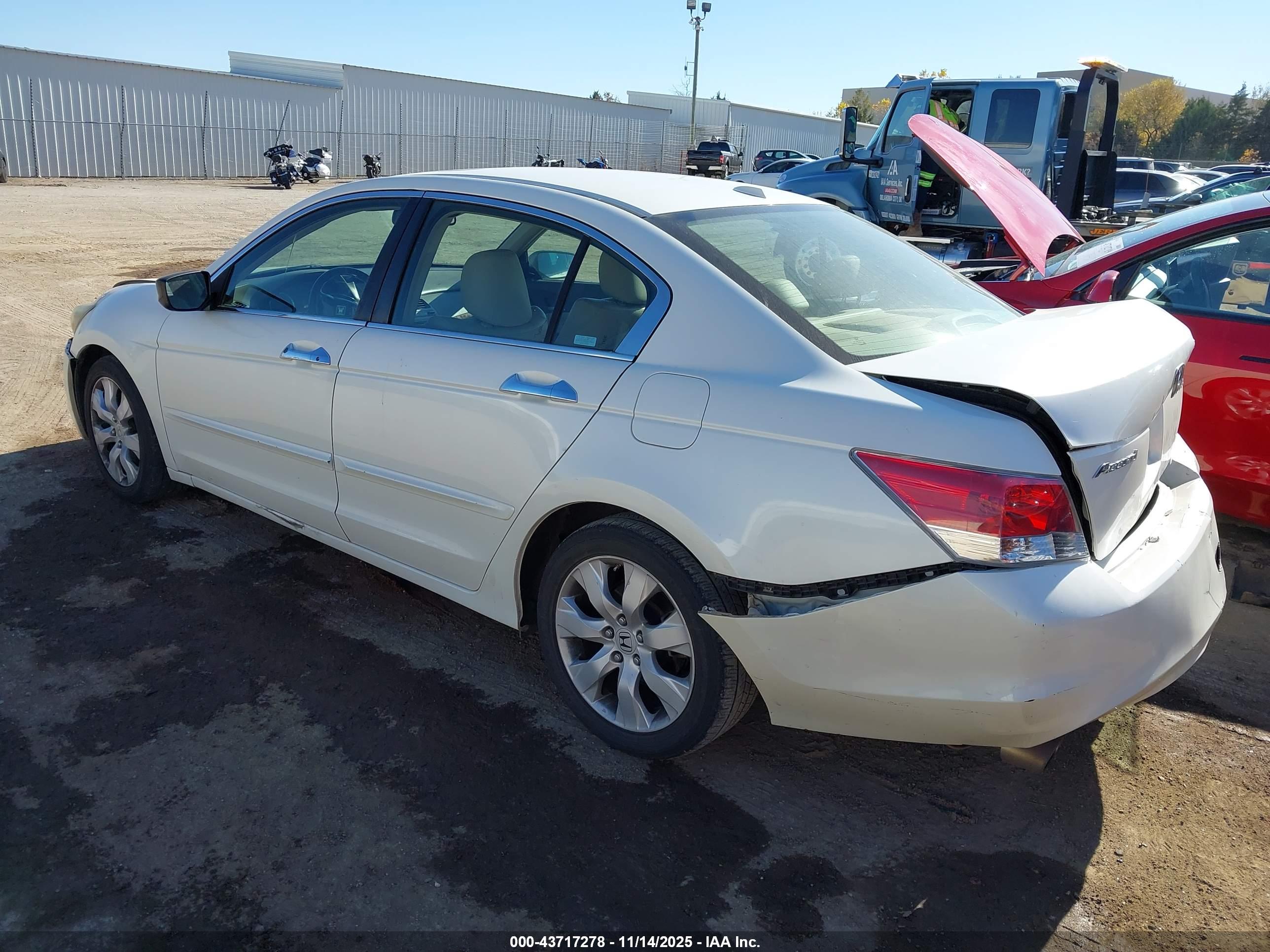 HONDA ACCORD image 3
