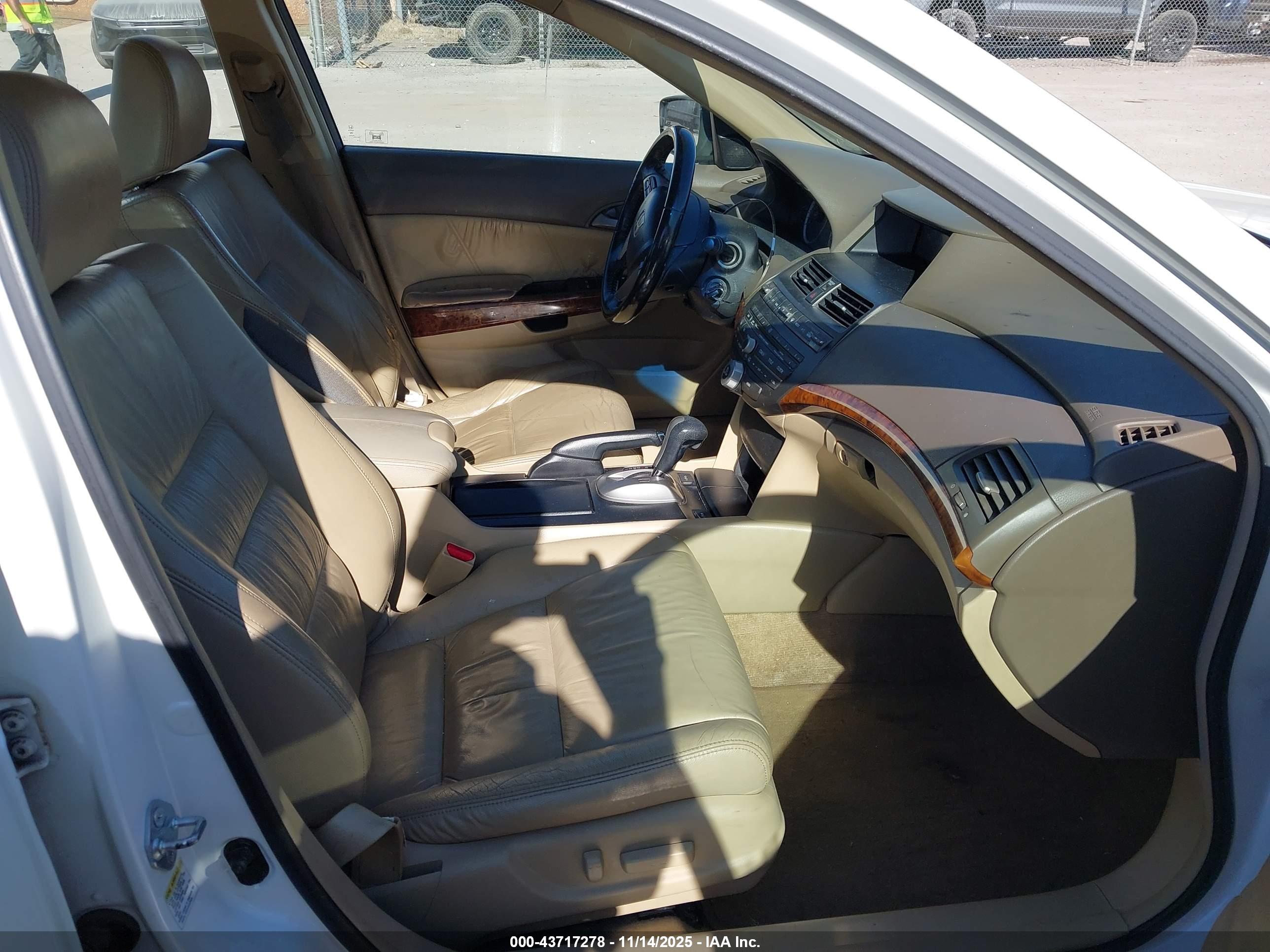 HONDA ACCORD image 5