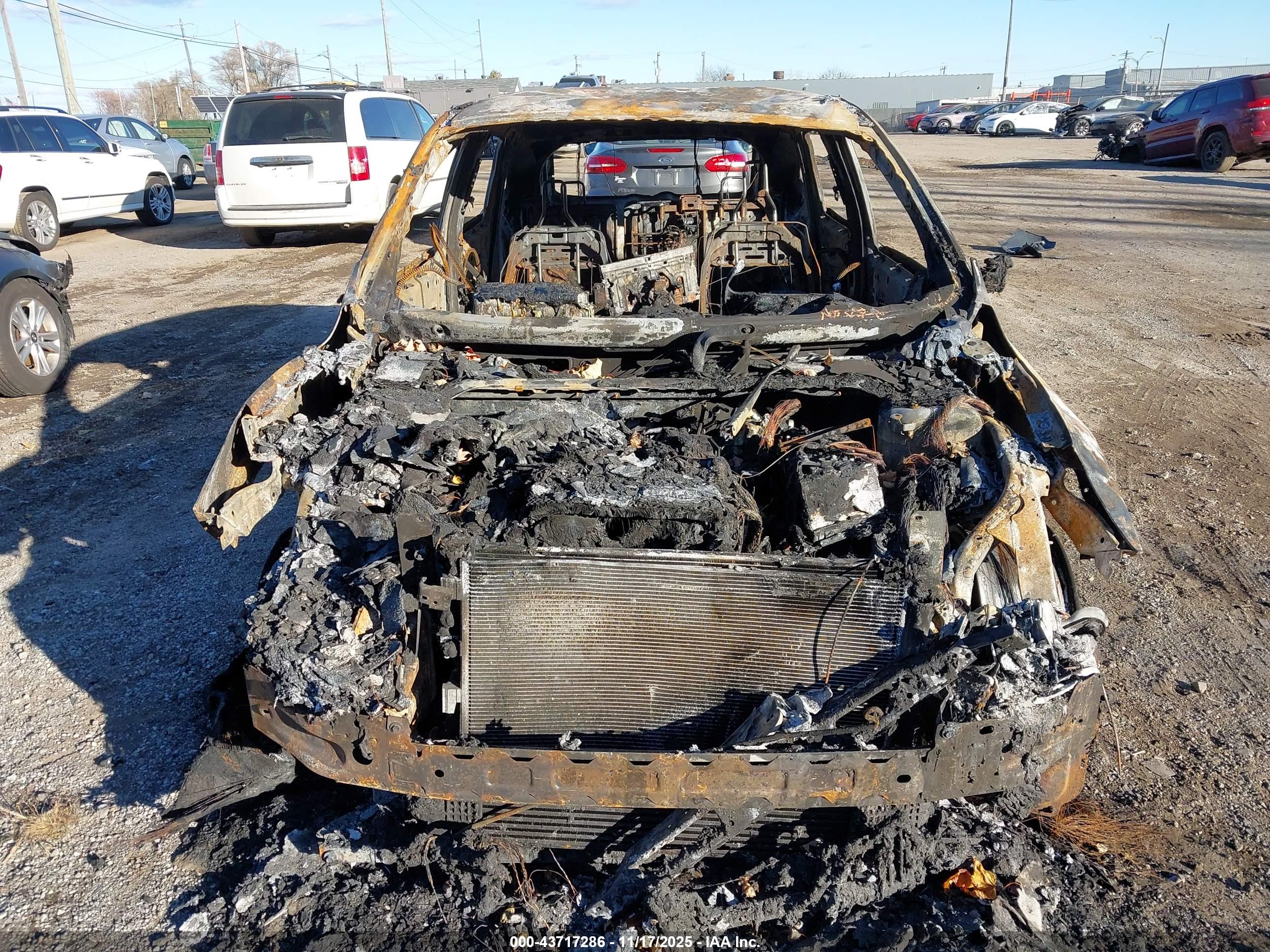 FORD ESCAPE image 6