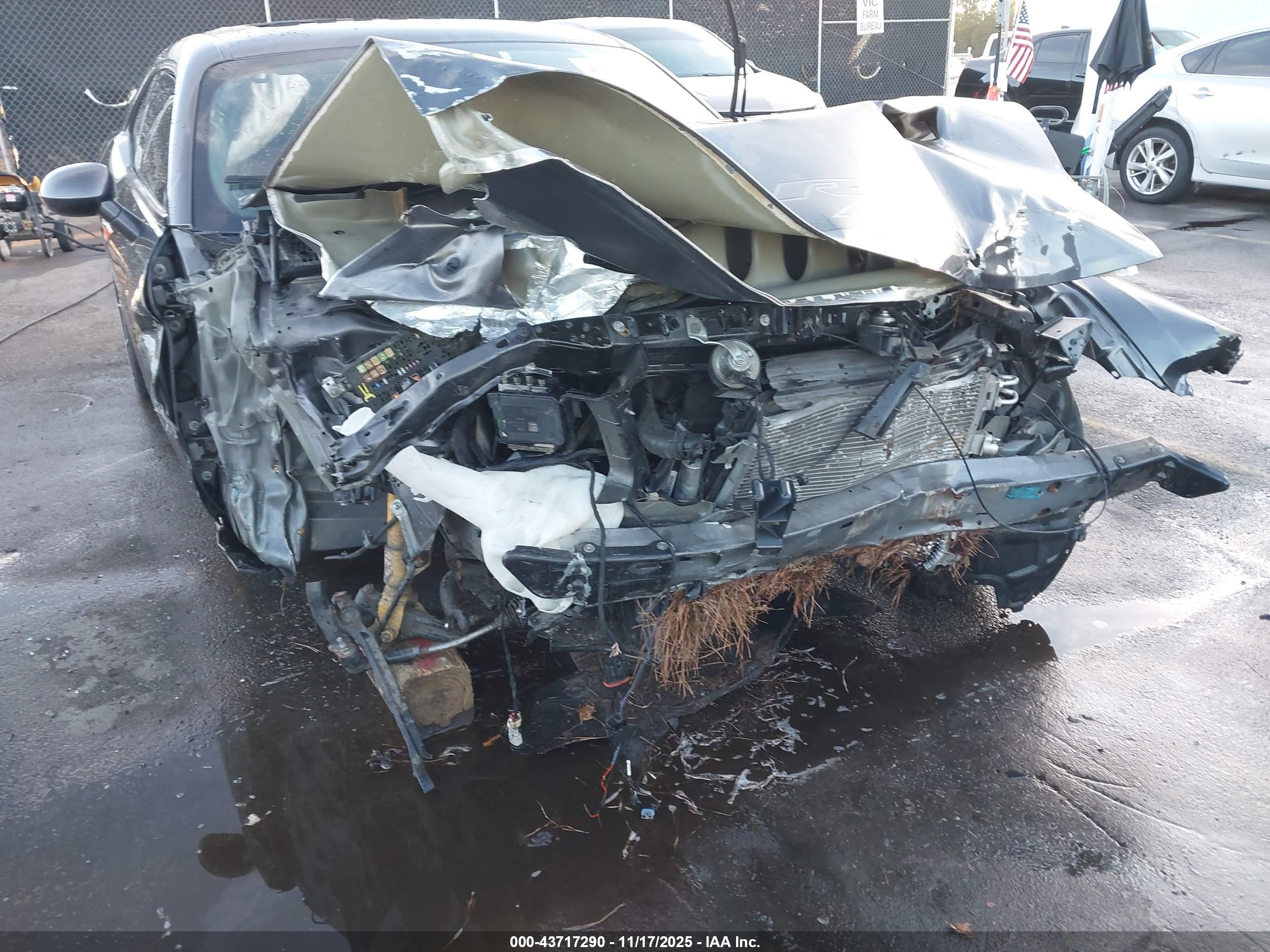 DODGE CHALLENGER image 6