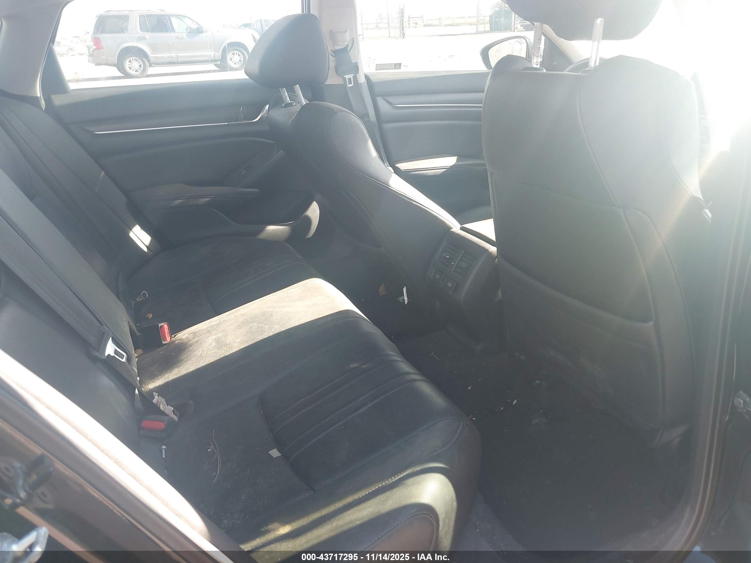 HONDA ACCORD image 8