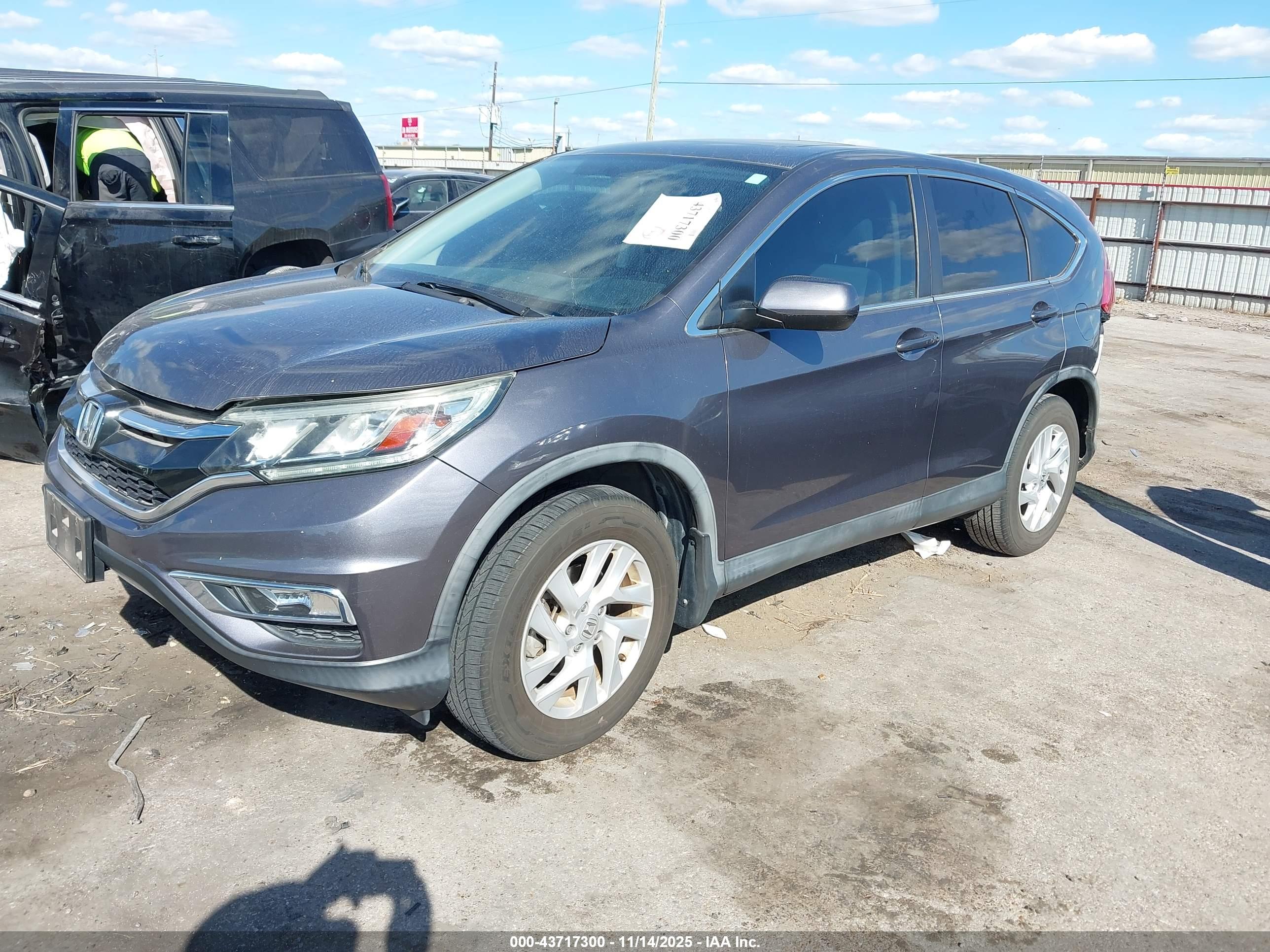 HONDA CR-V image 2