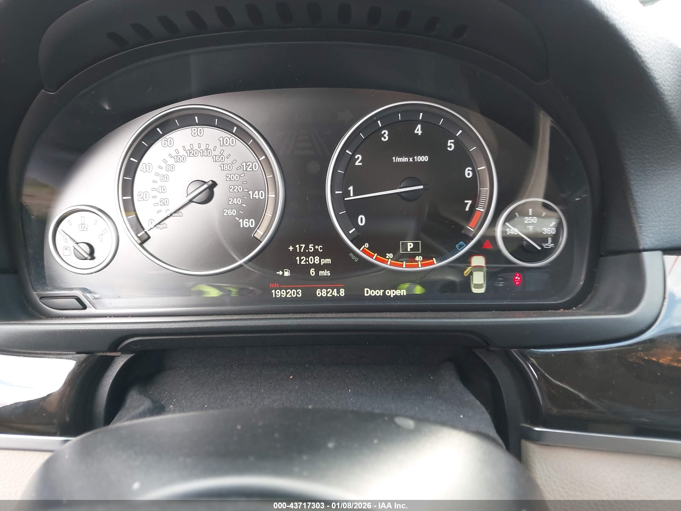 BMW 535I image 7