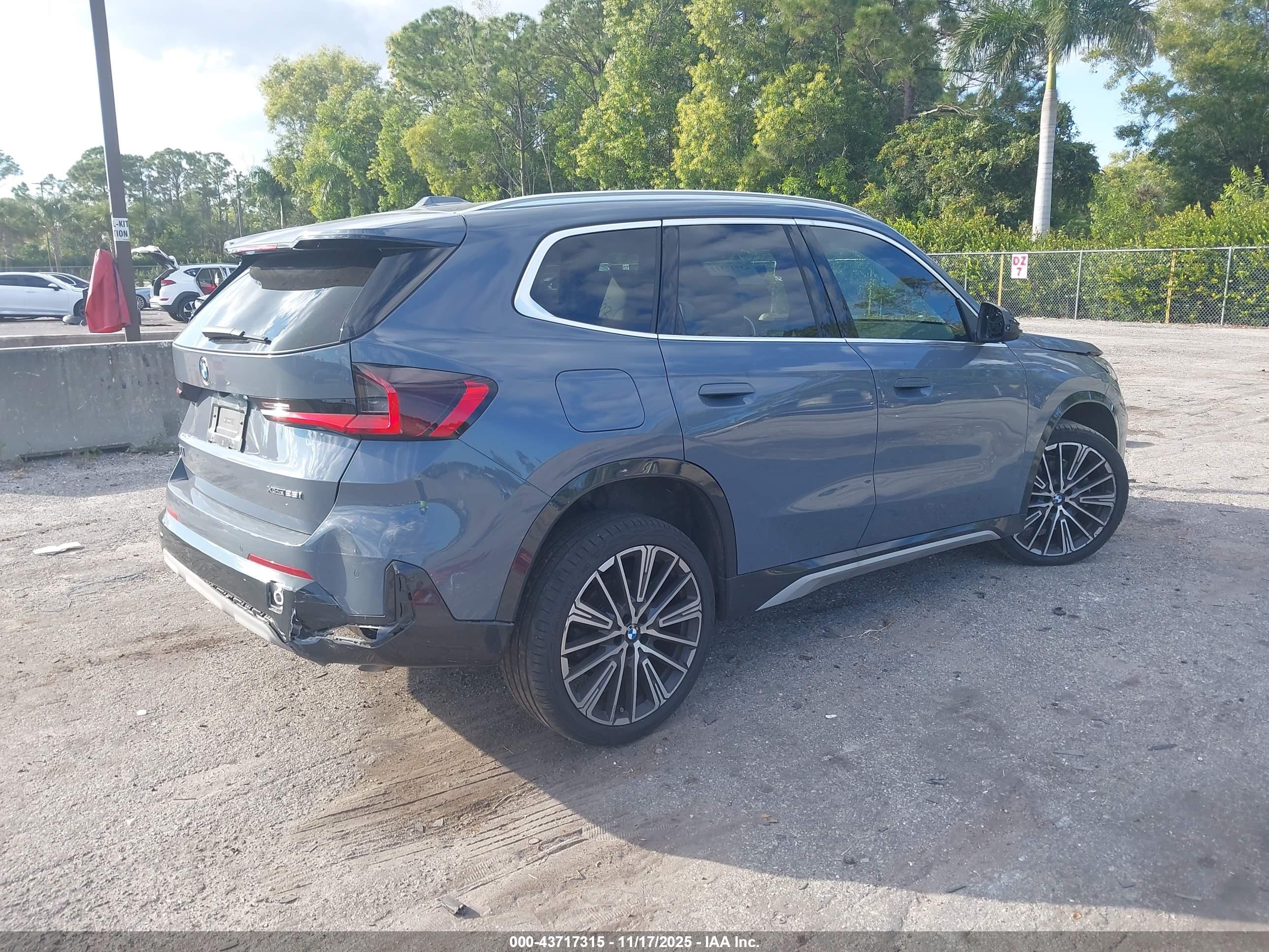 BMW X1 image 4
