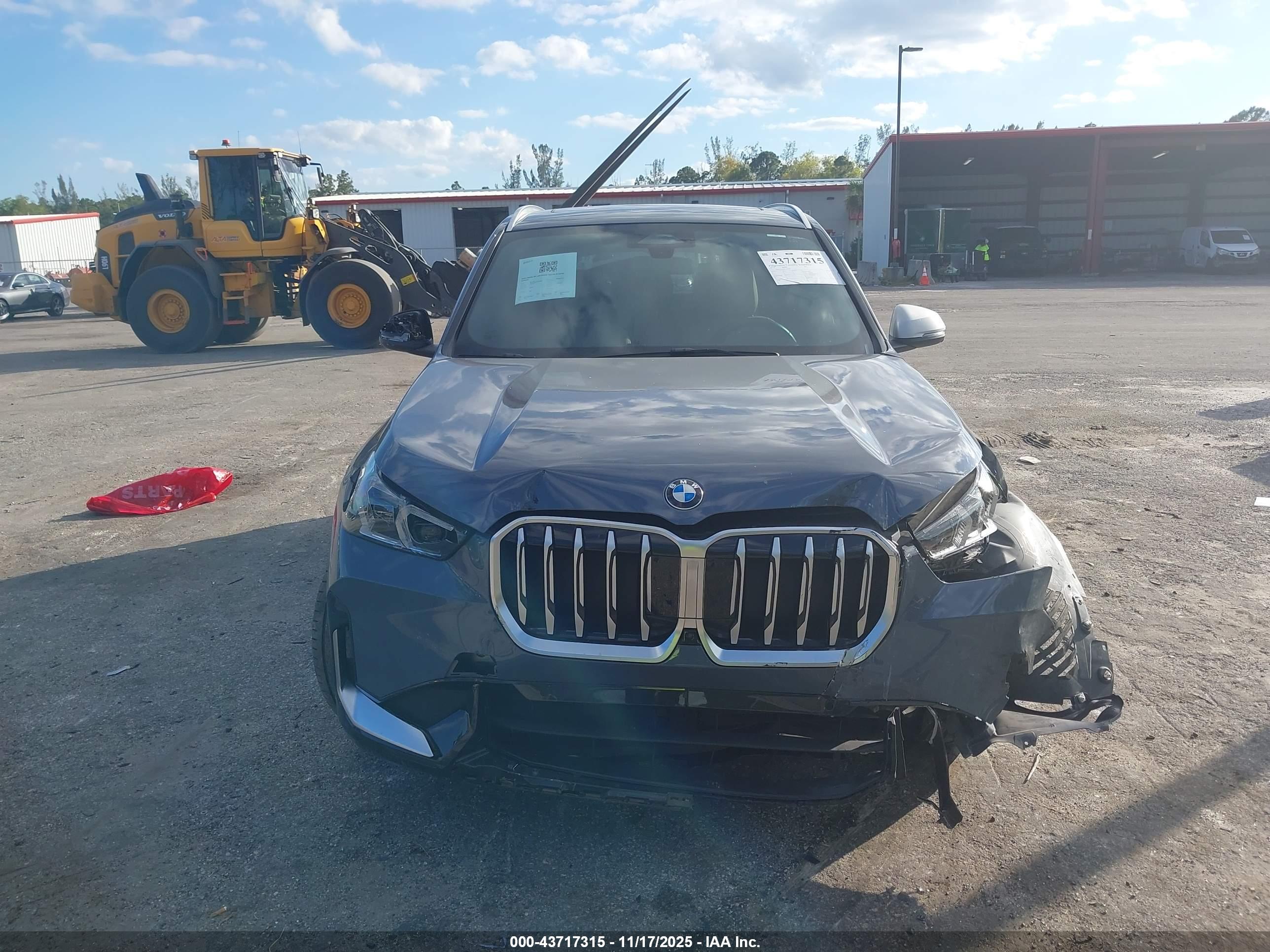 BMW X1 image 6