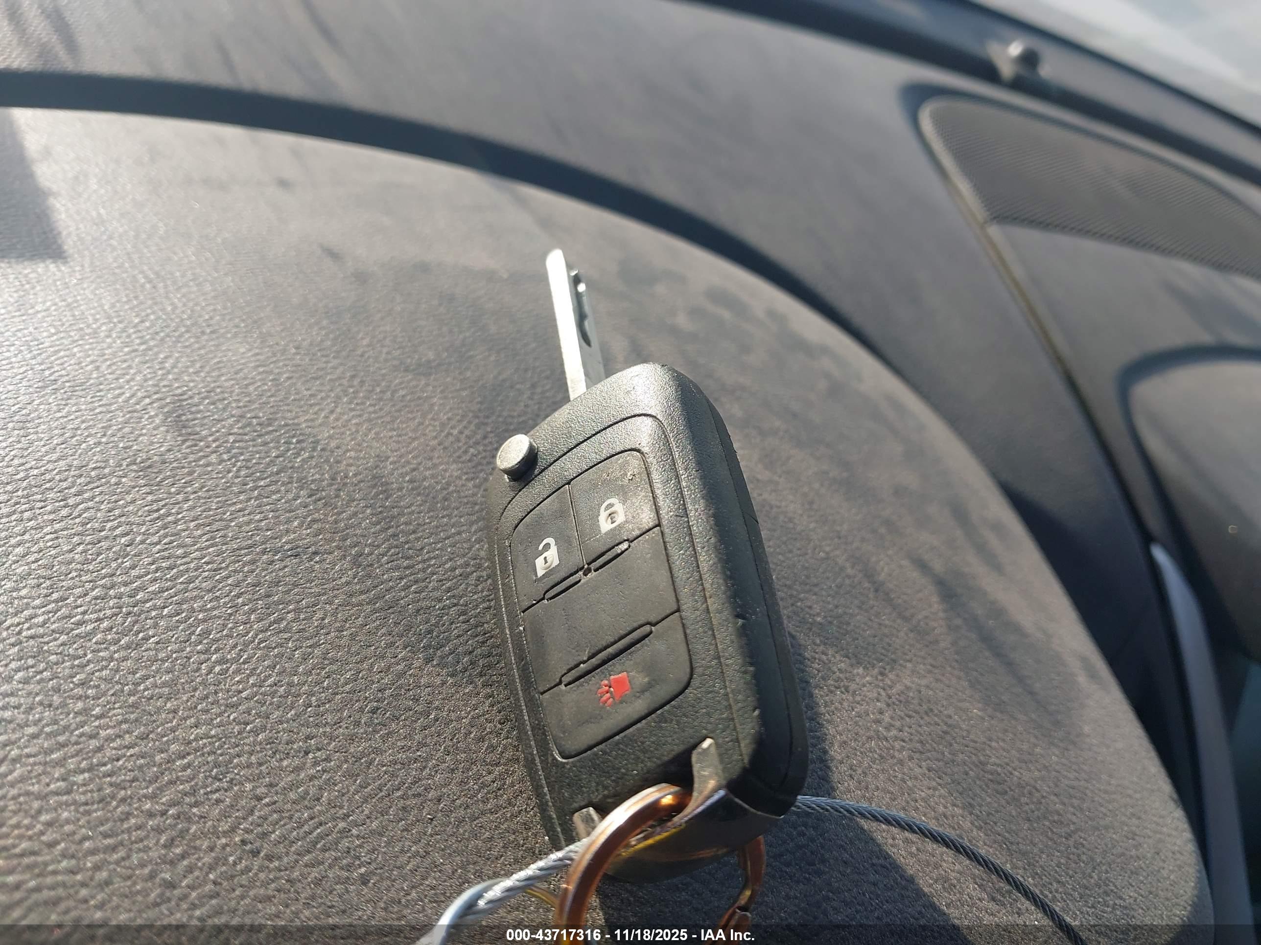 CHEVROLET EQUINOX image 11