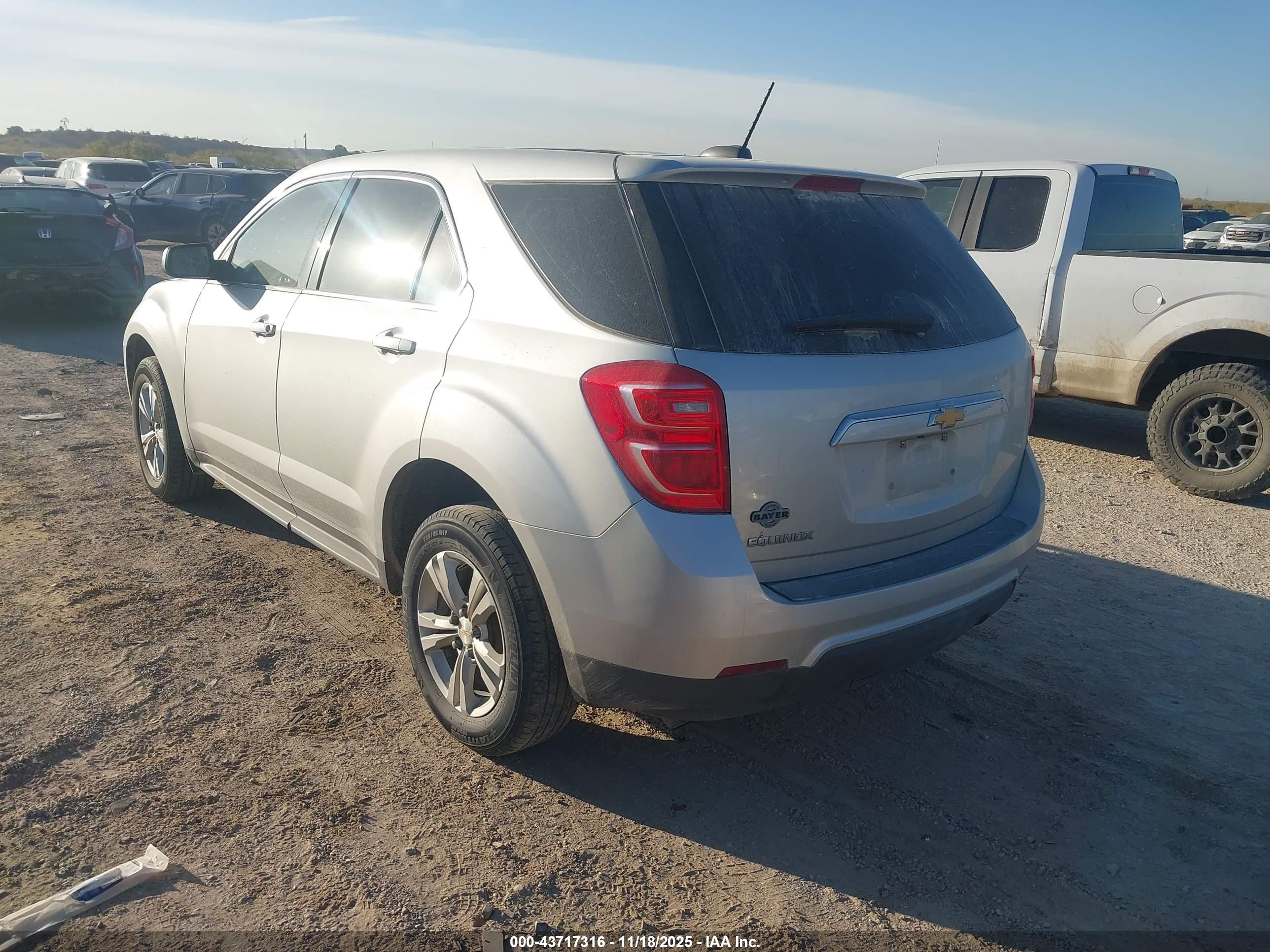 CHEVROLET EQUINOX image 3