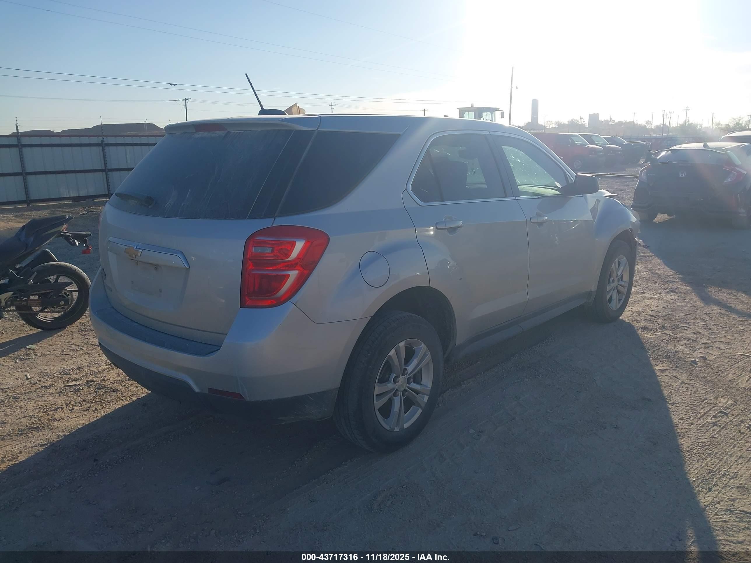 CHEVROLET EQUINOX image 4