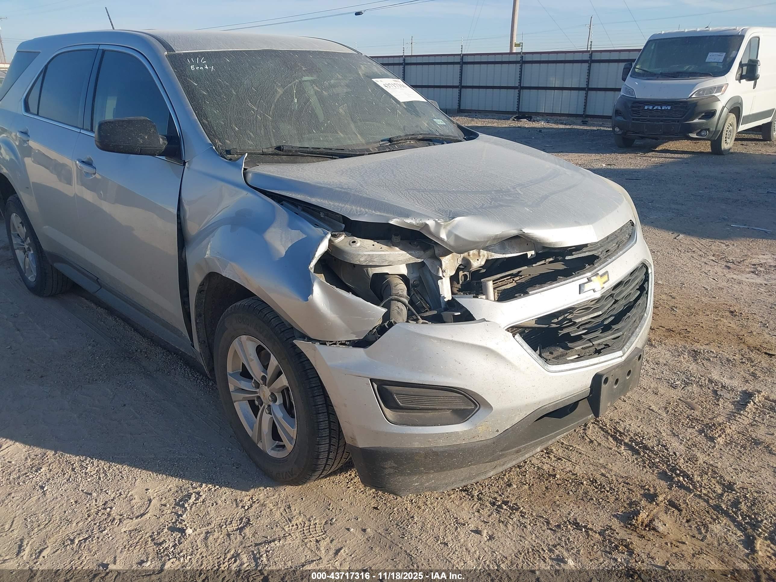 CHEVROLET EQUINOX image 6