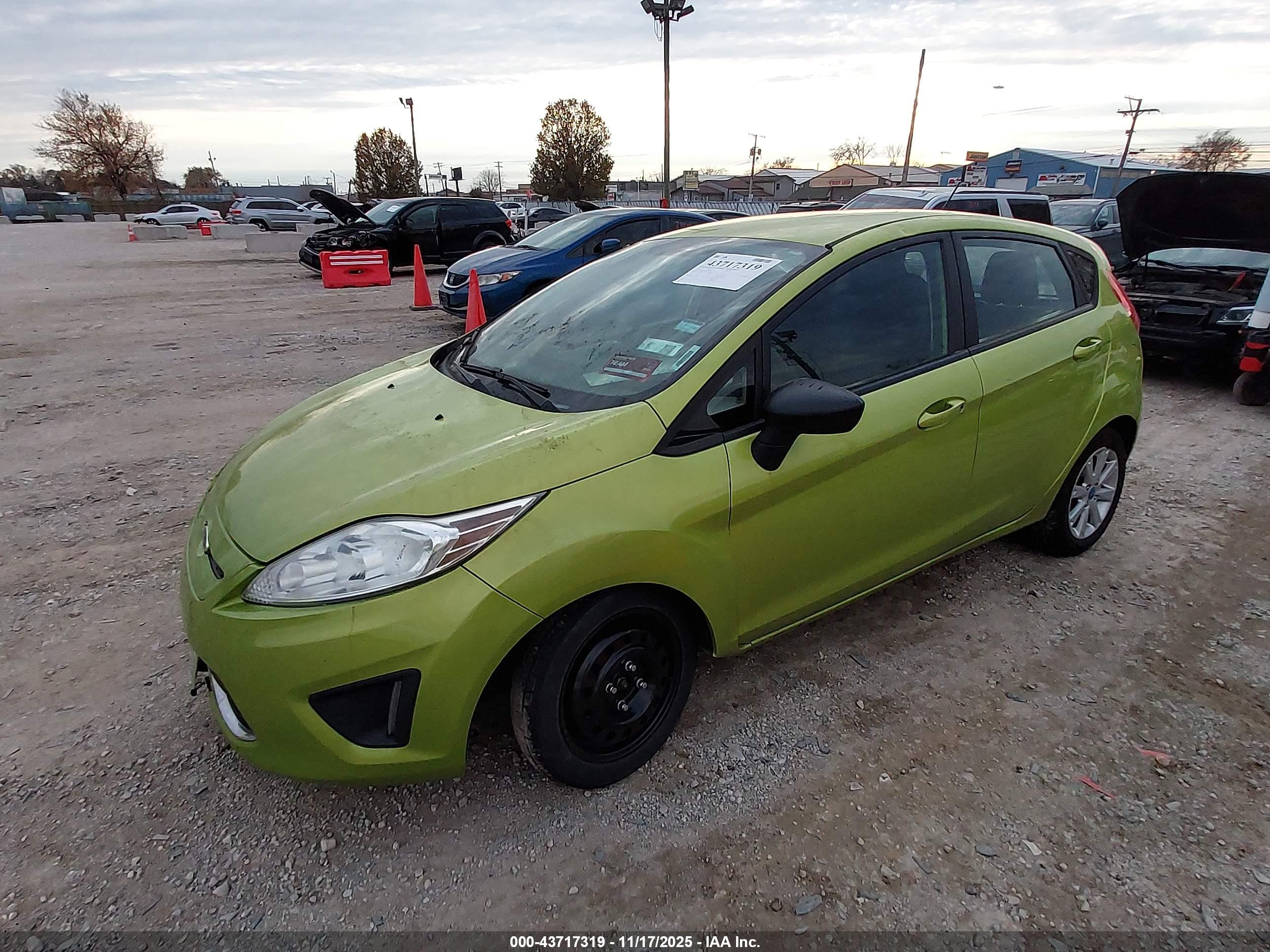 FORD FIESTA image 2