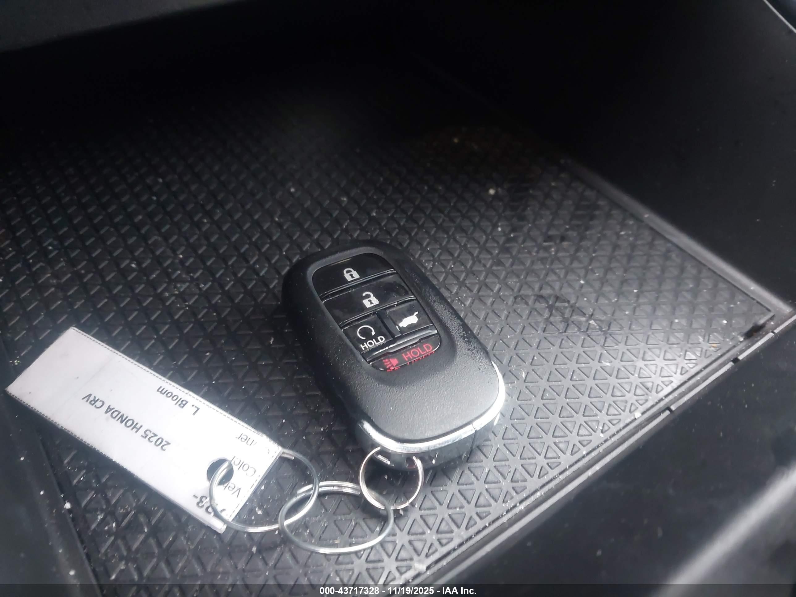 HONDA CR-V image 11