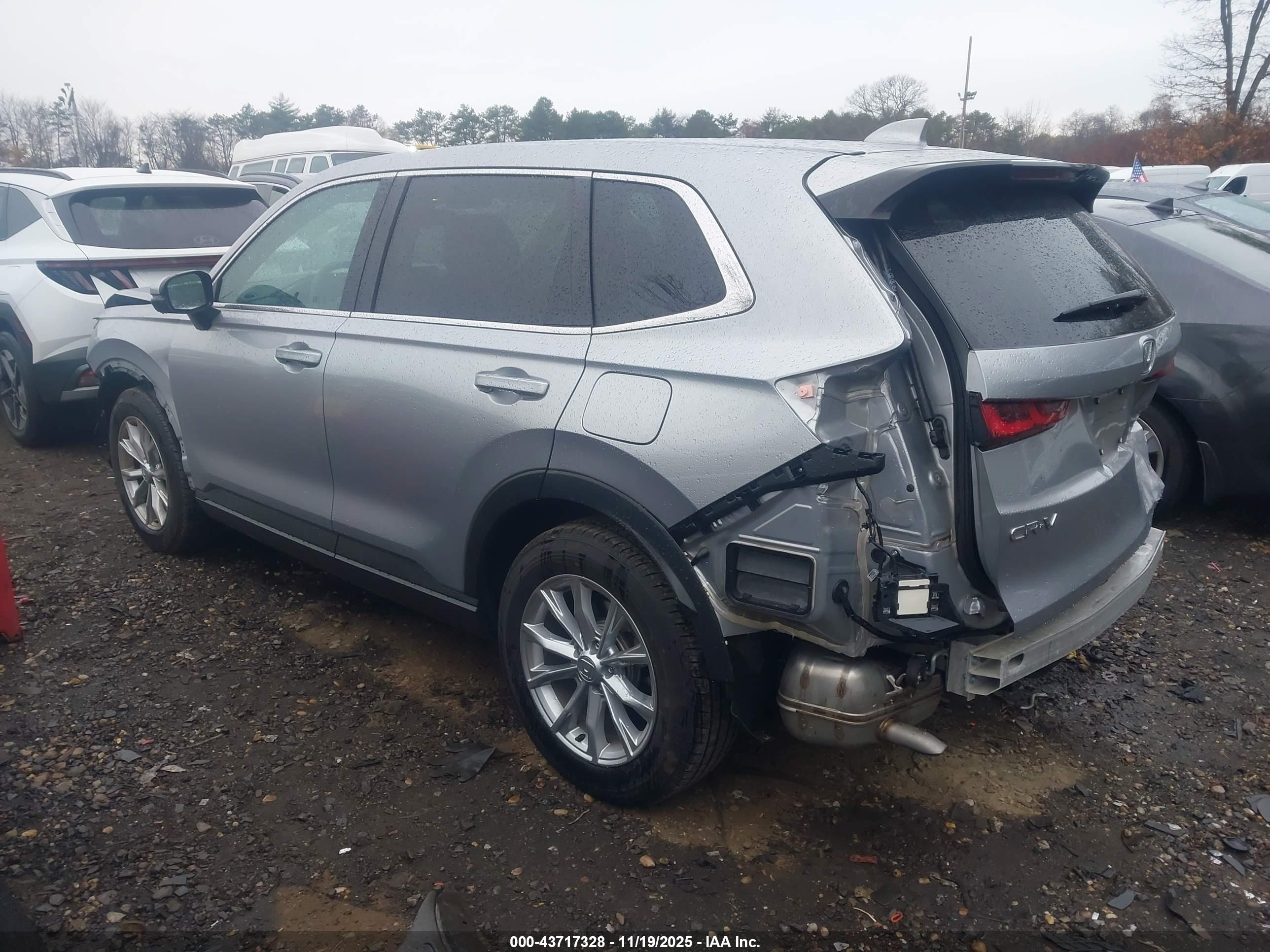 HONDA CR-V image 3
