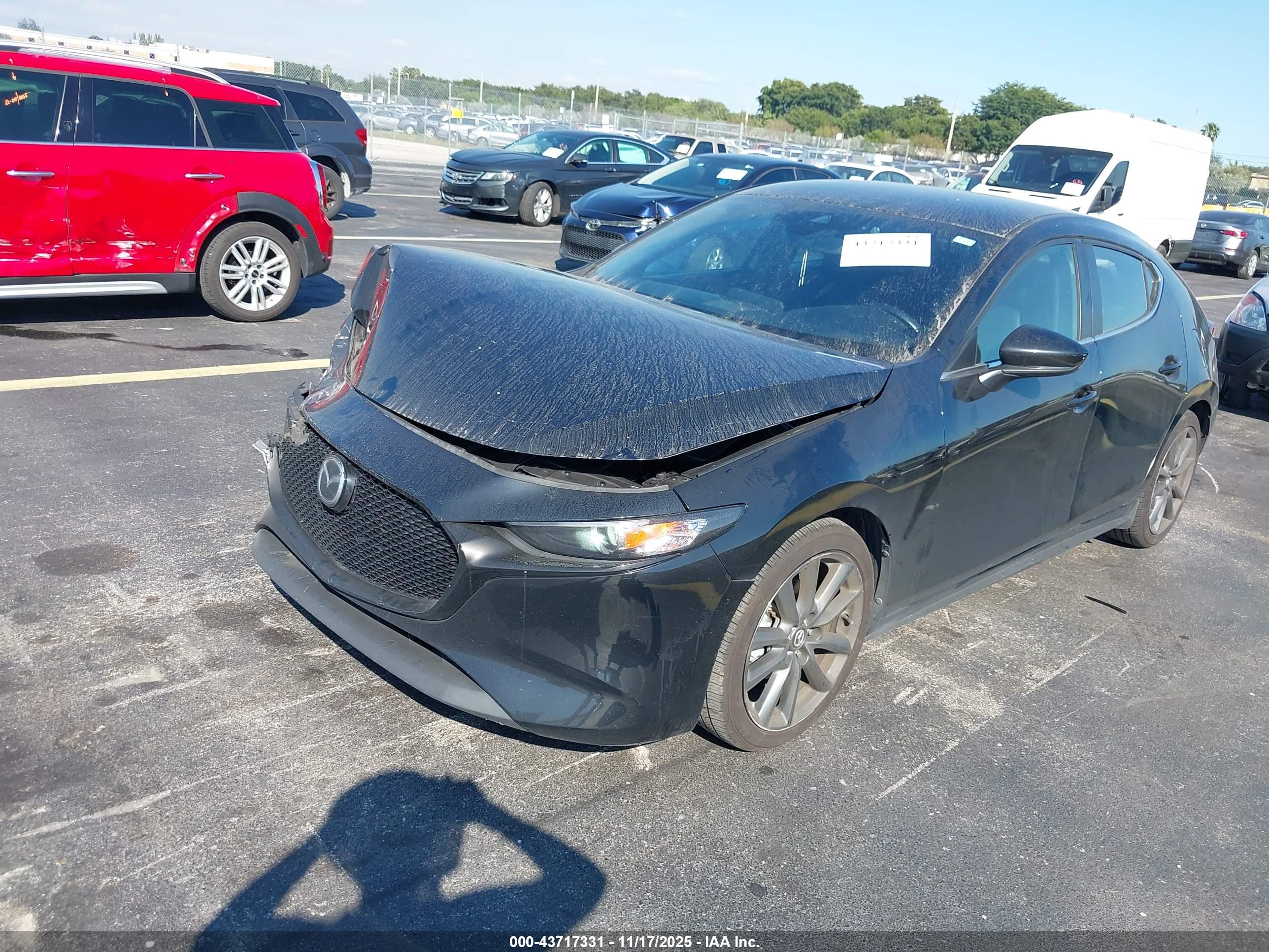 MAZDA MAZDA3 image 6