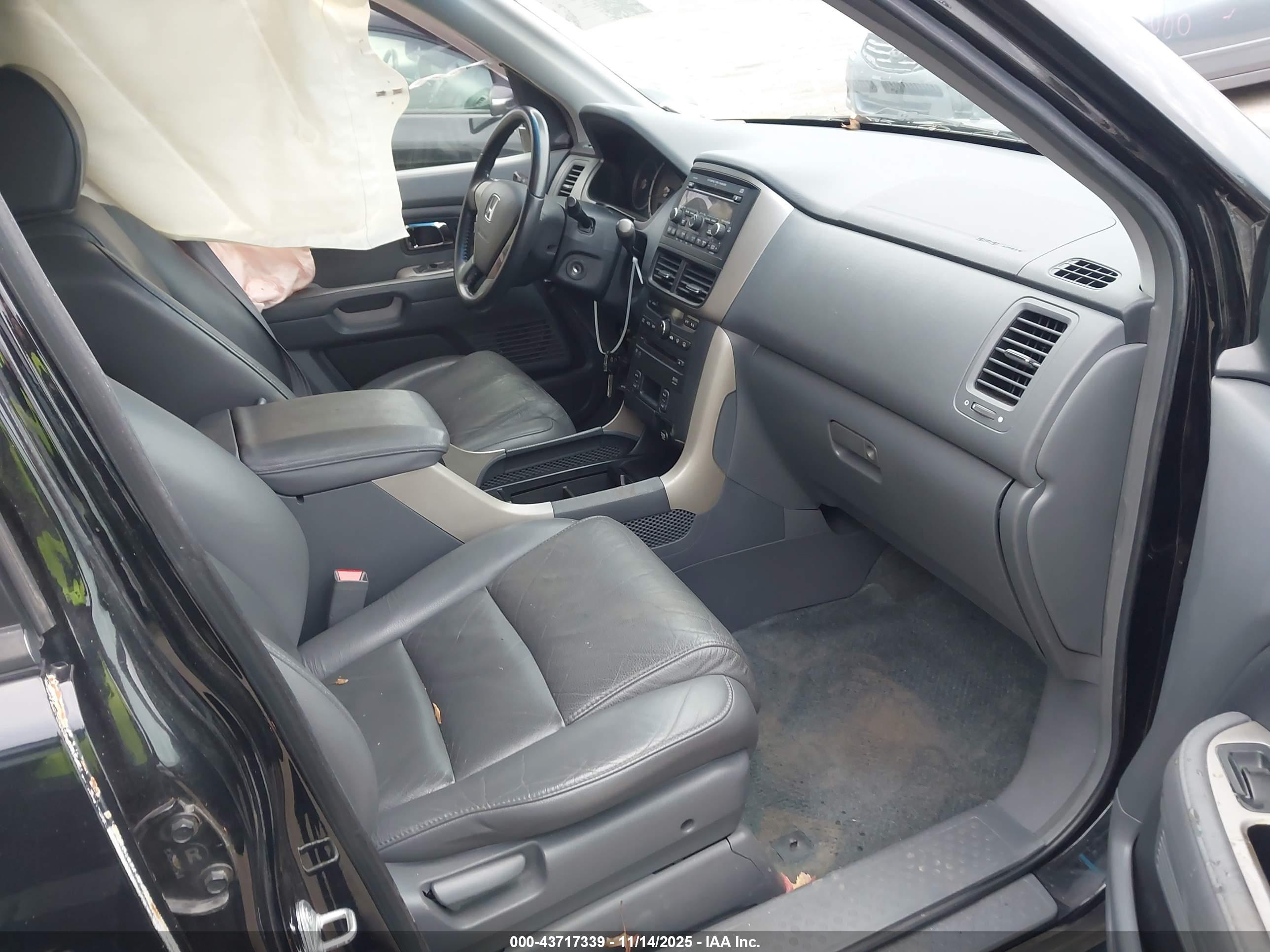 HONDA PILOT image 5