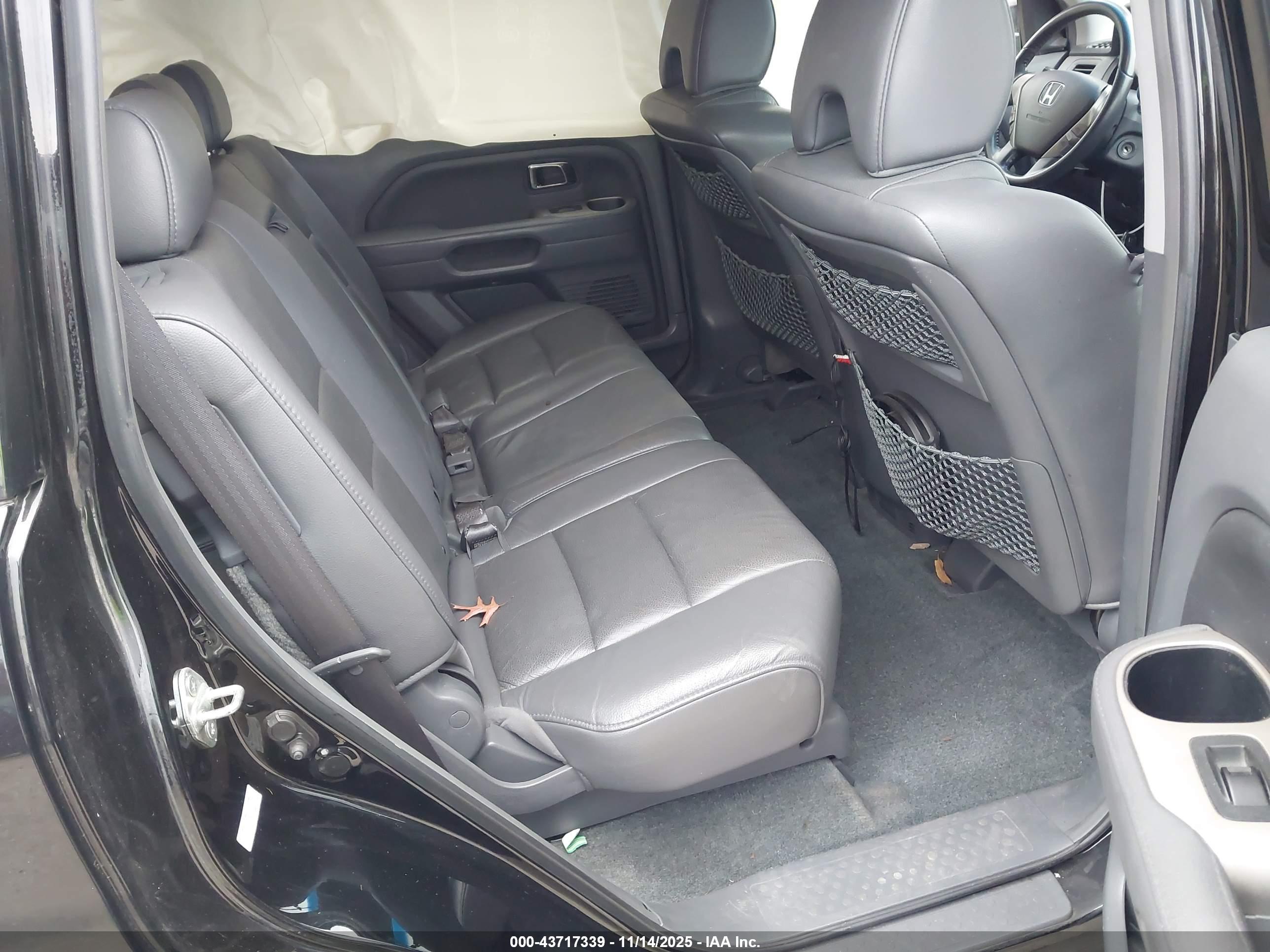 HONDA PILOT image 8