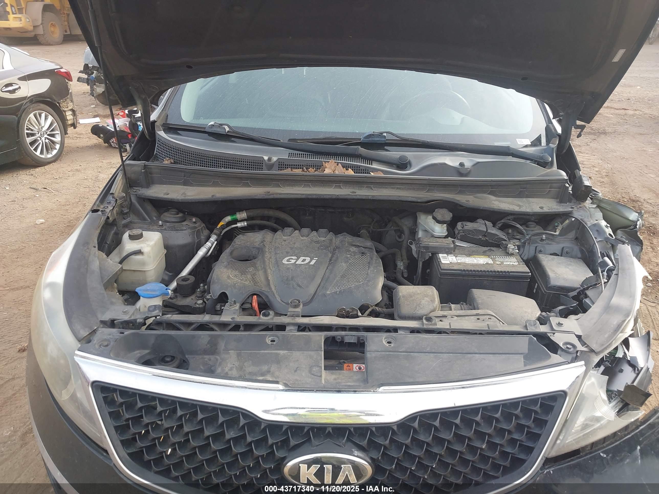 KIA SPORTAGE image 10