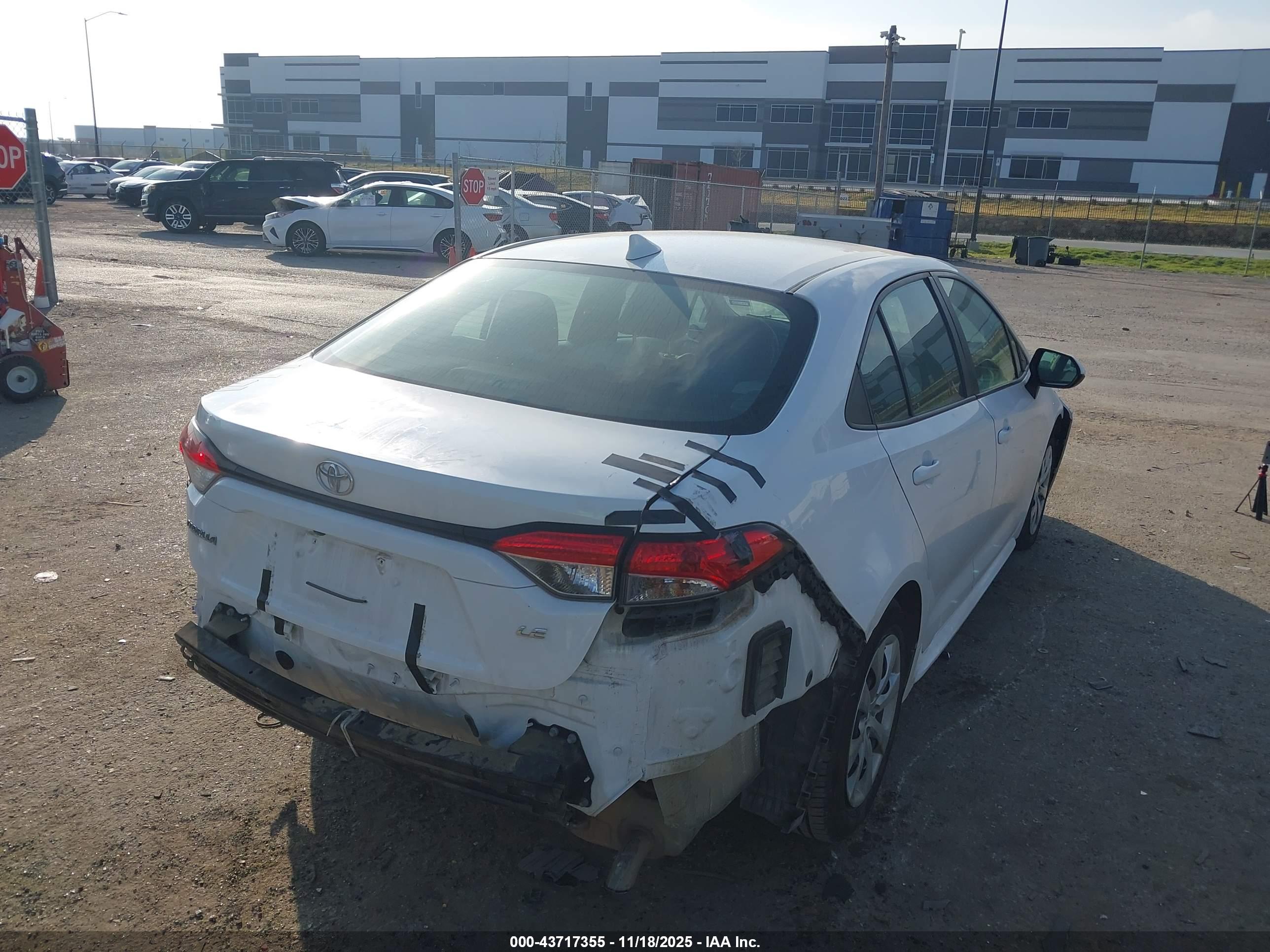 TOYOTA COROLLA image 4