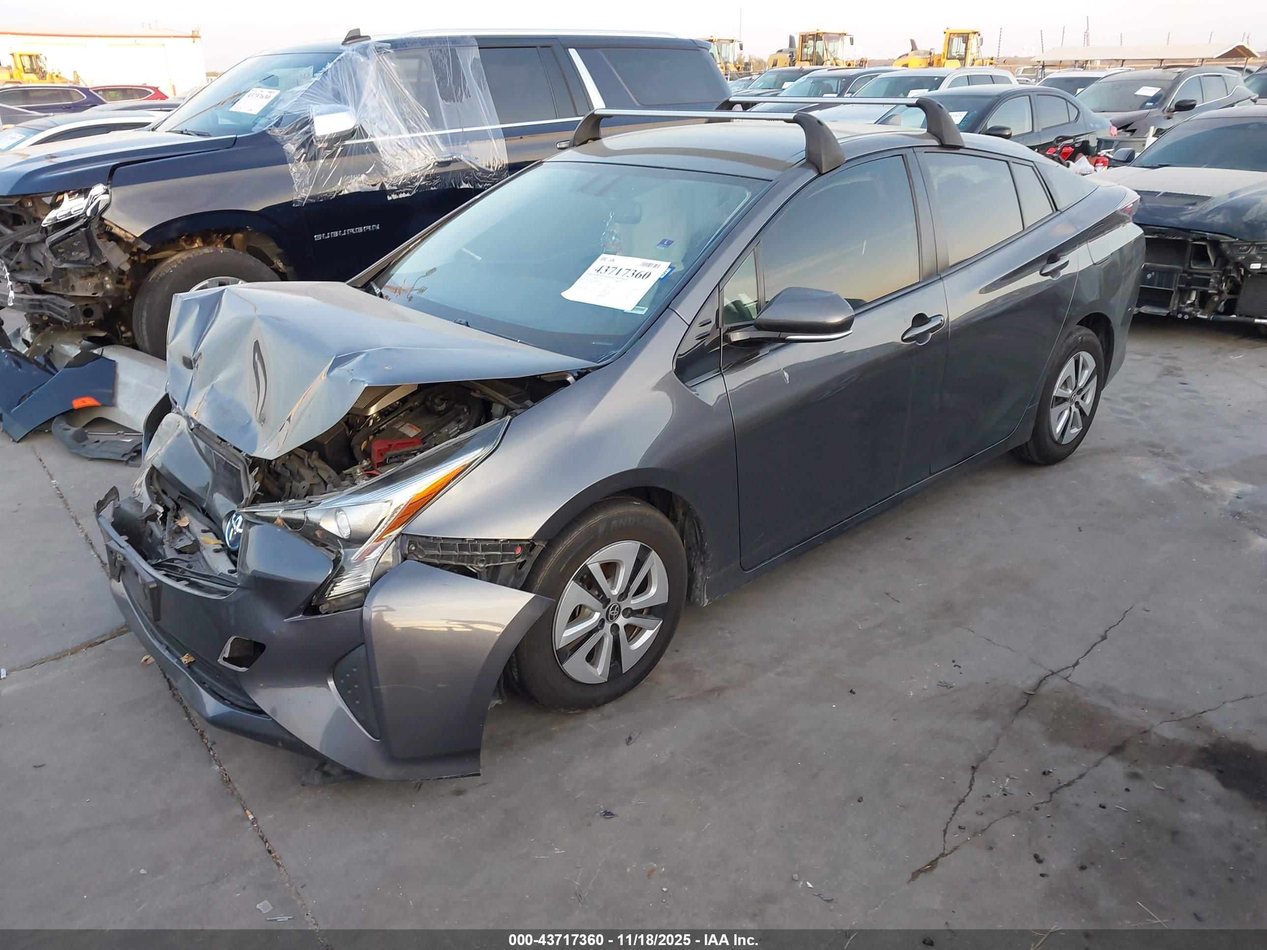 TOYOTA PRIUS image 2