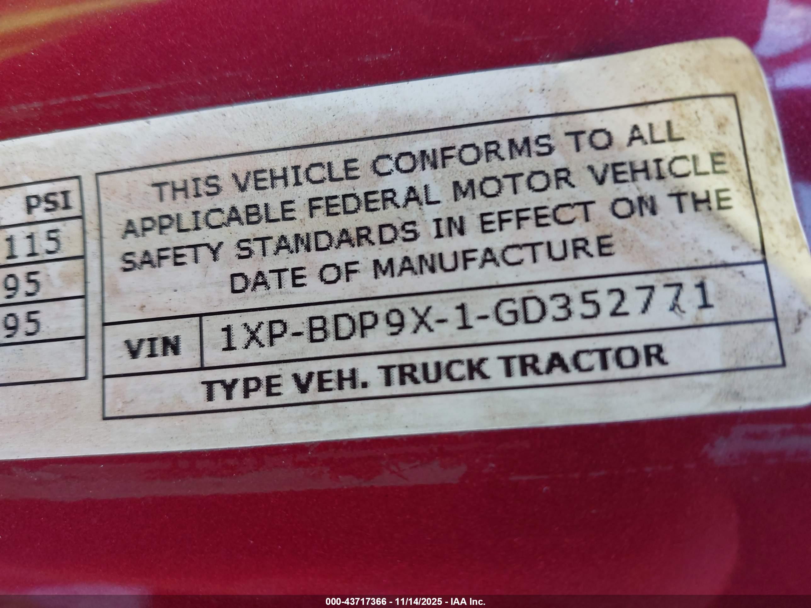 PETERBILT 579 image 9