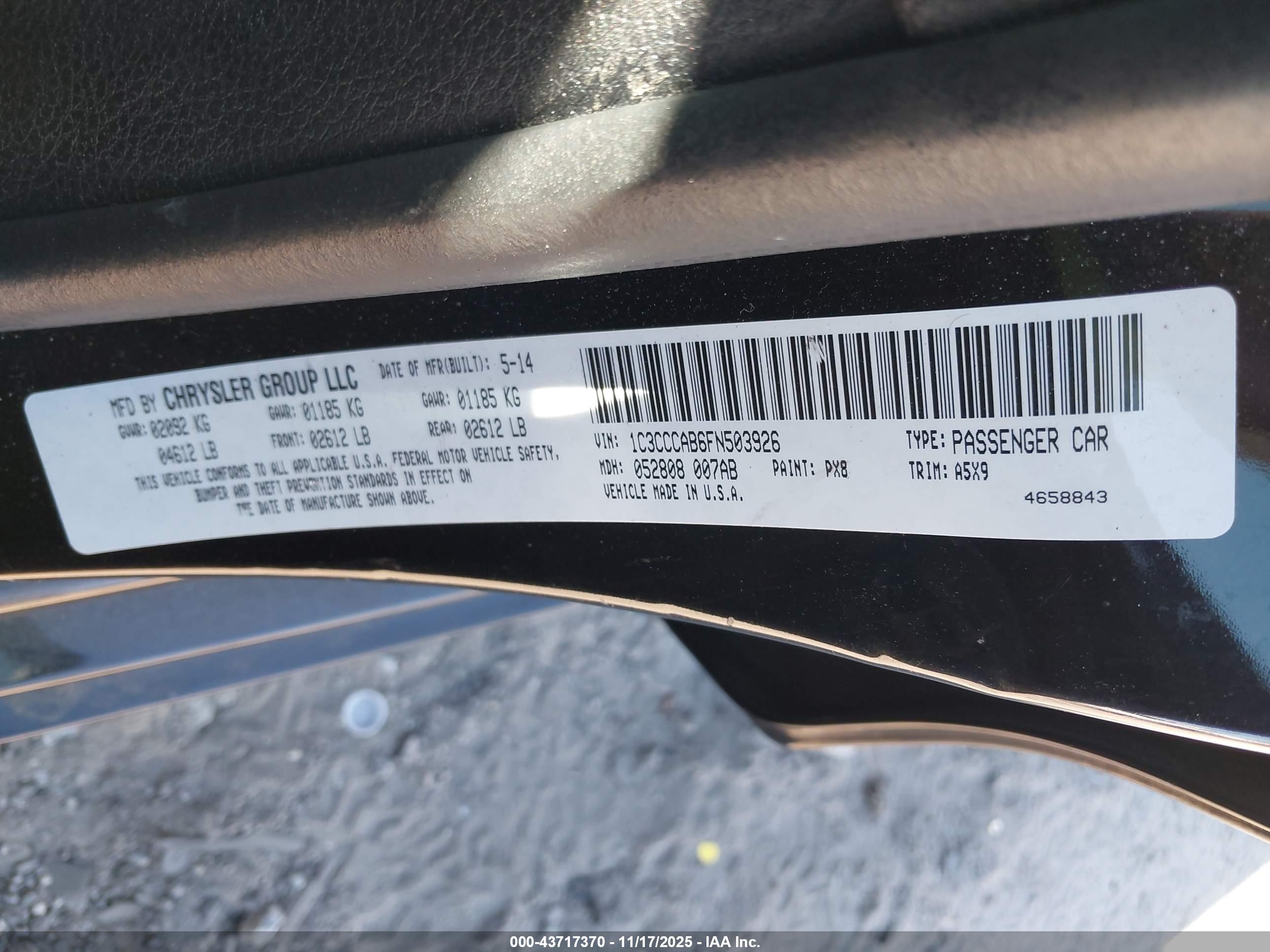 CHRYSLER 200 image 9