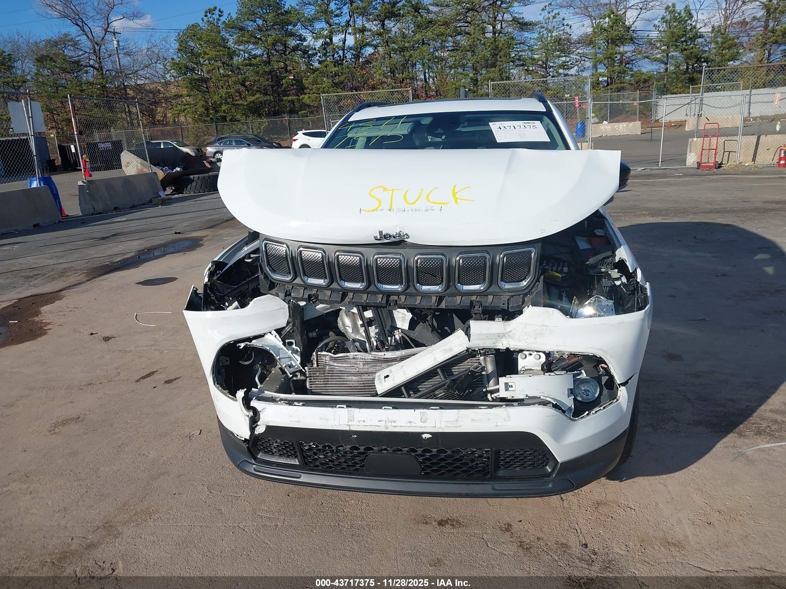 JEEP COMPASS image 6