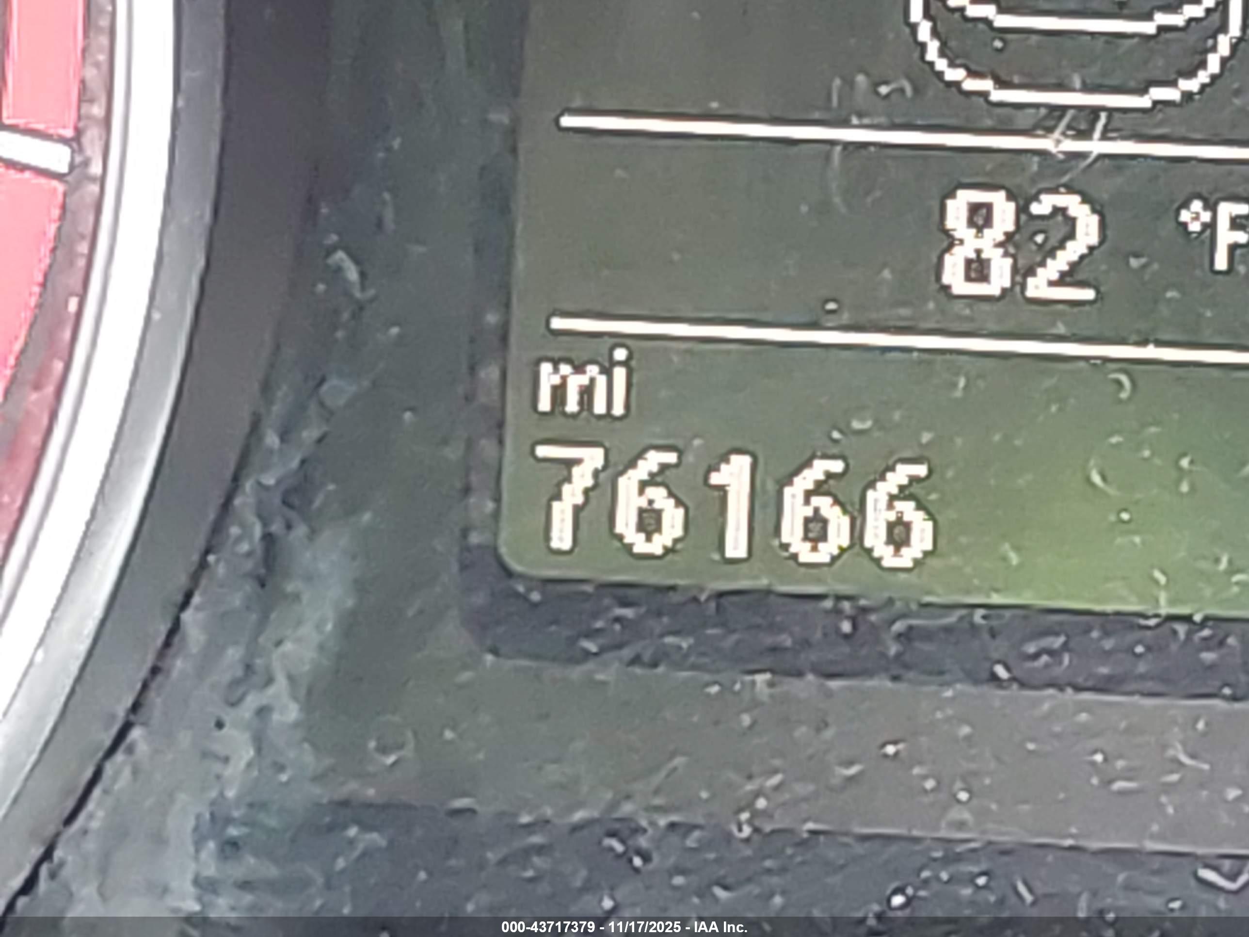VOLKSWAGEN PASSAT image 7
