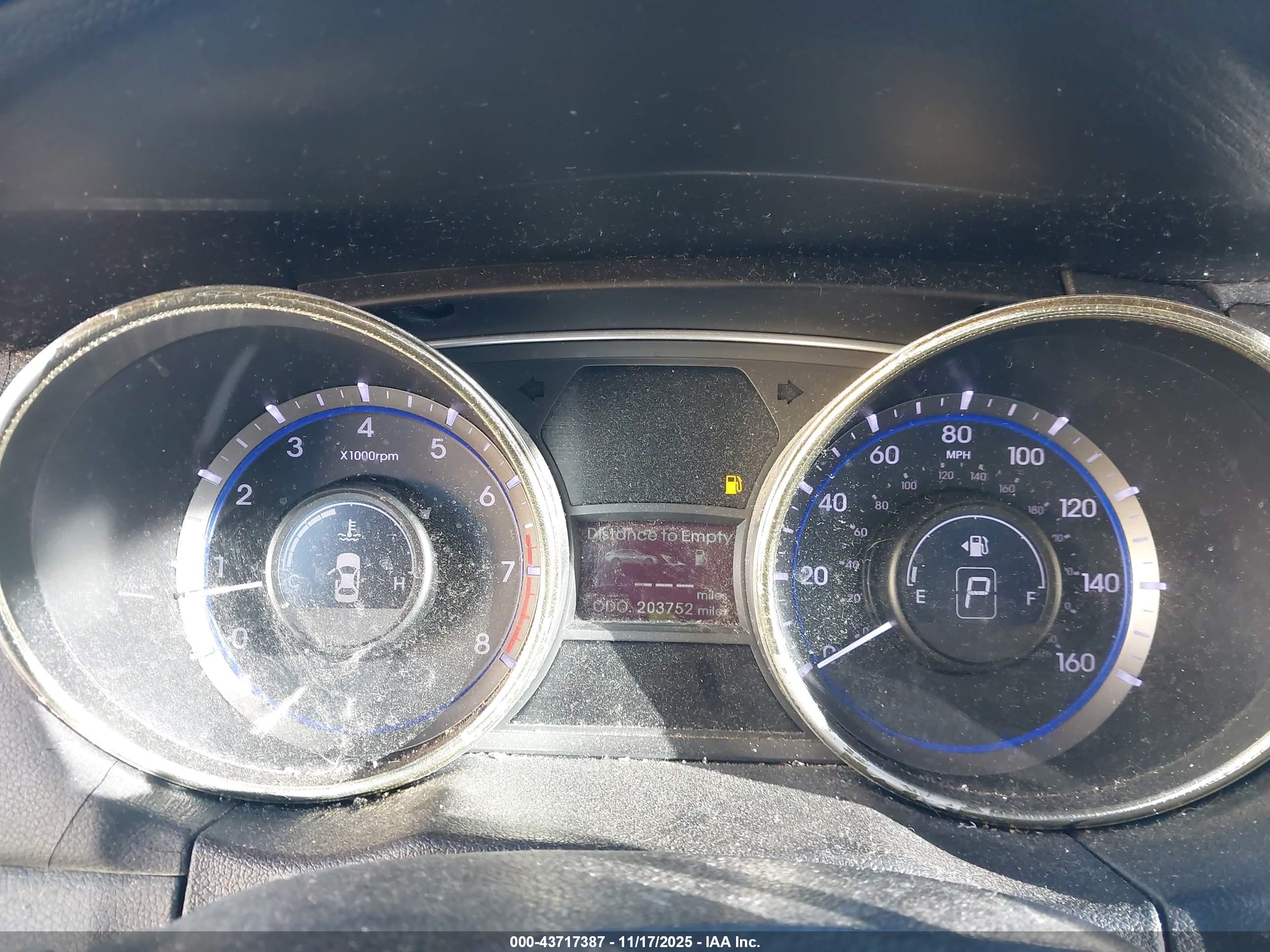 HYUNDAI SONATA image 7
