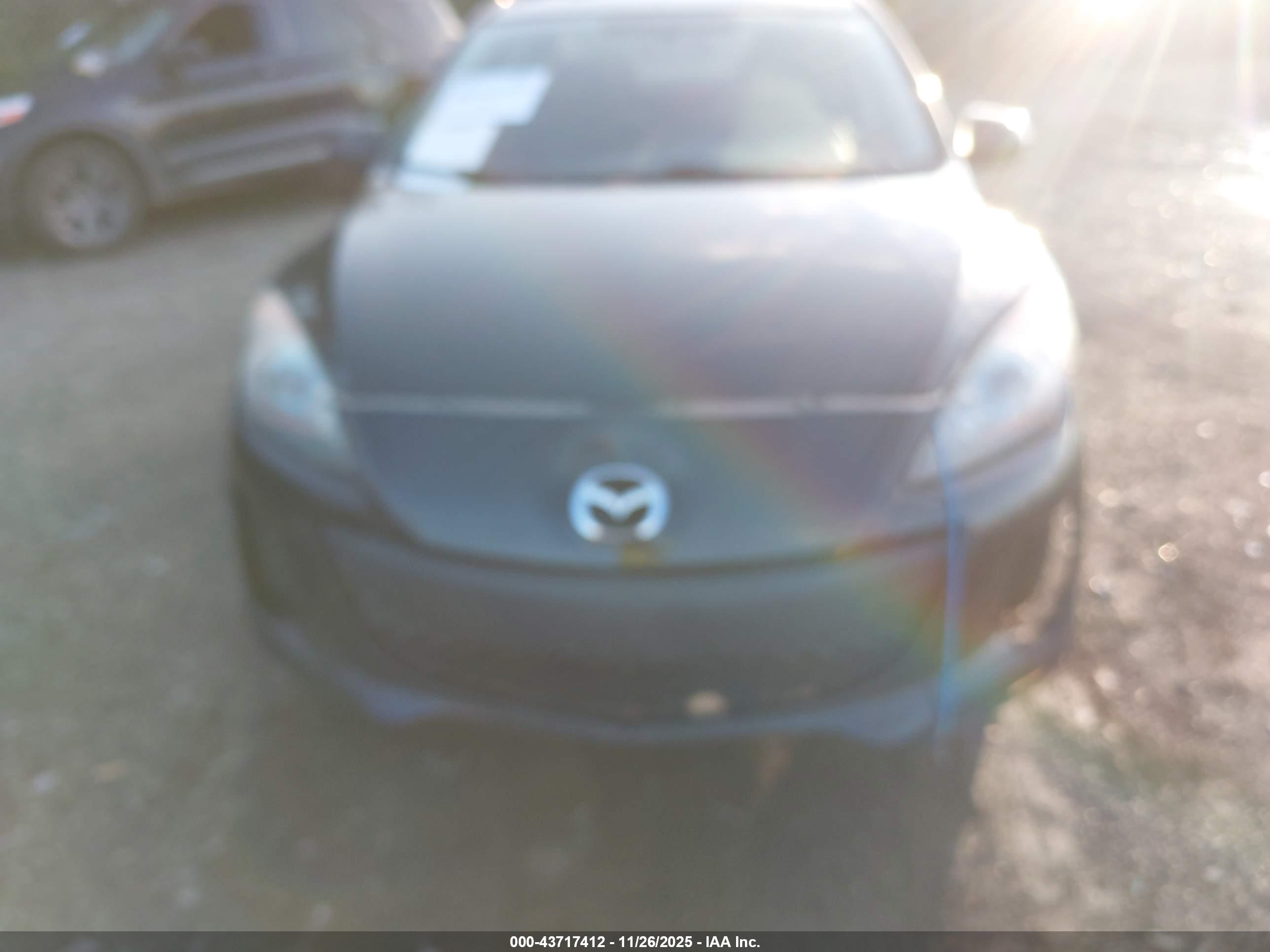 MAZDA MAZDA3 image 6
