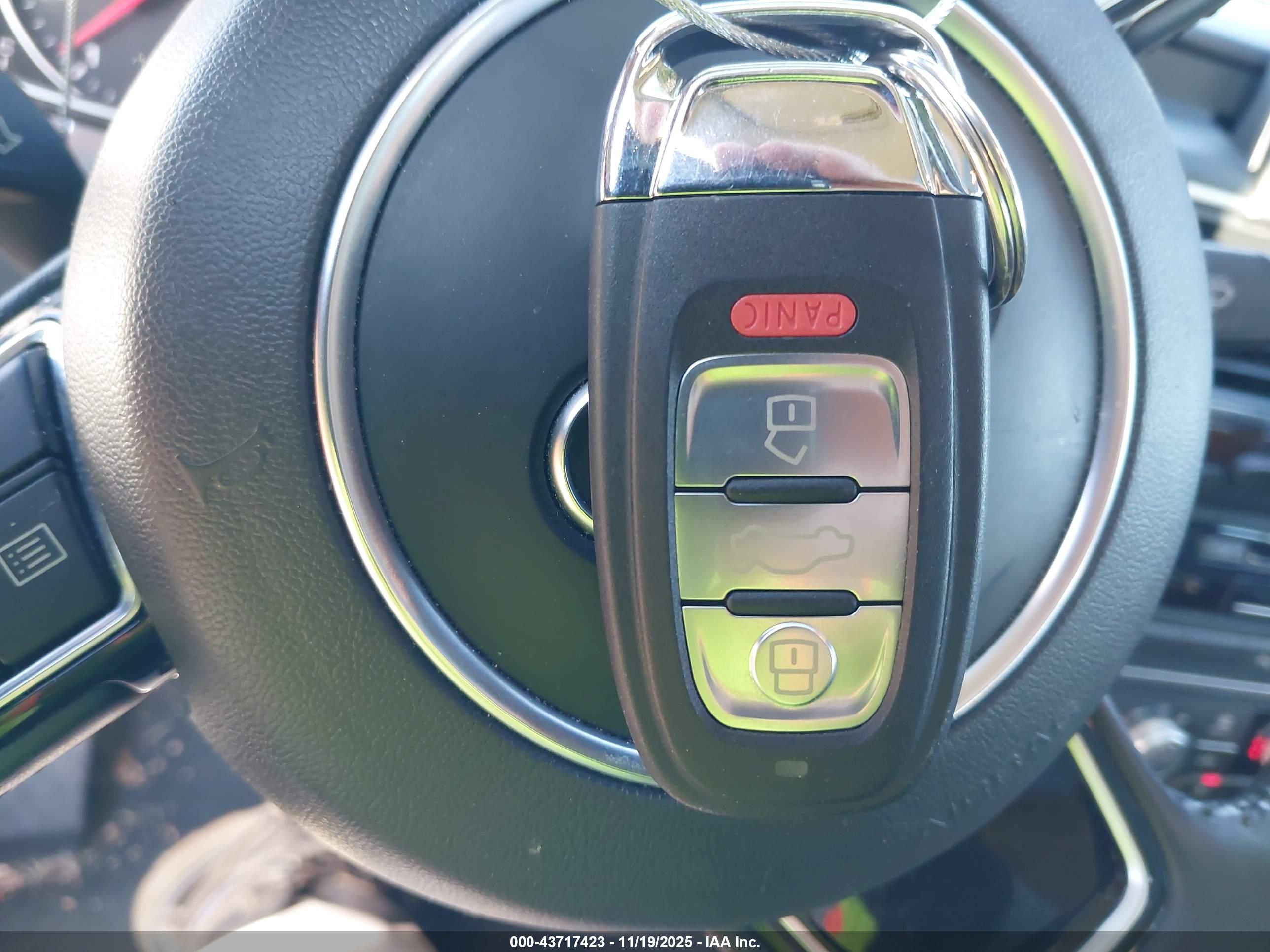 AUDI A6 image 11
