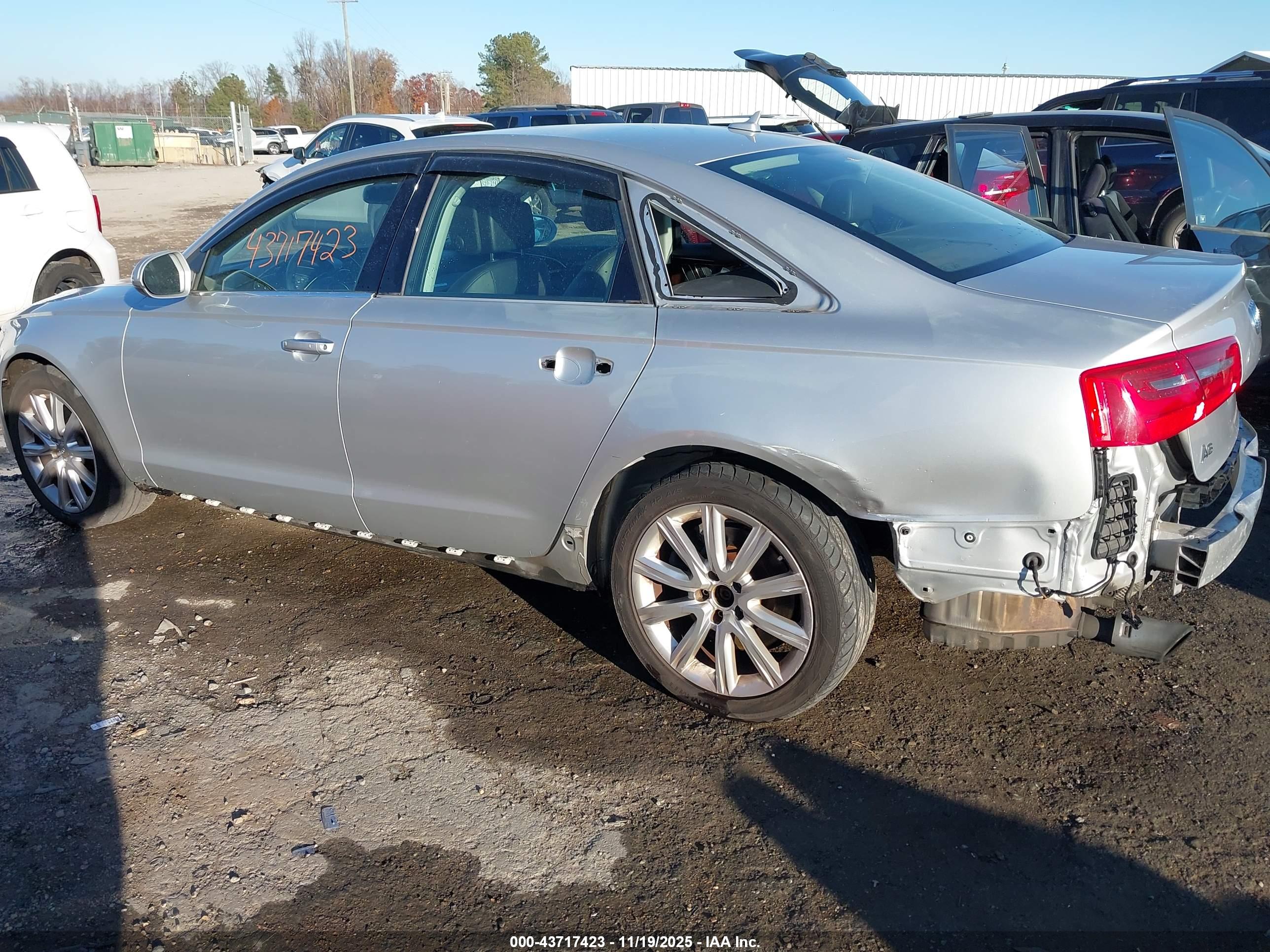 AUDI A6 image 6