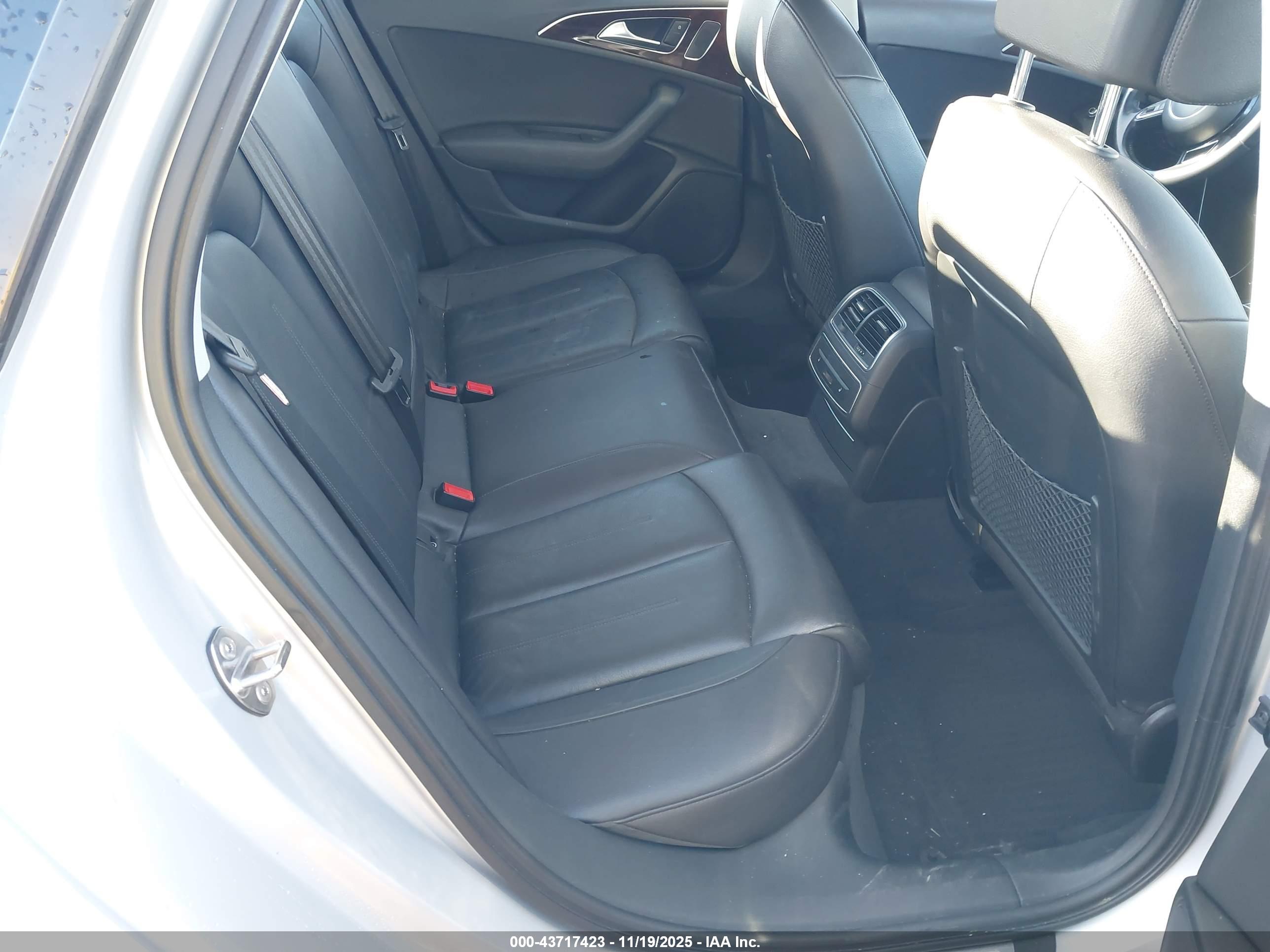 AUDI A6 image 8