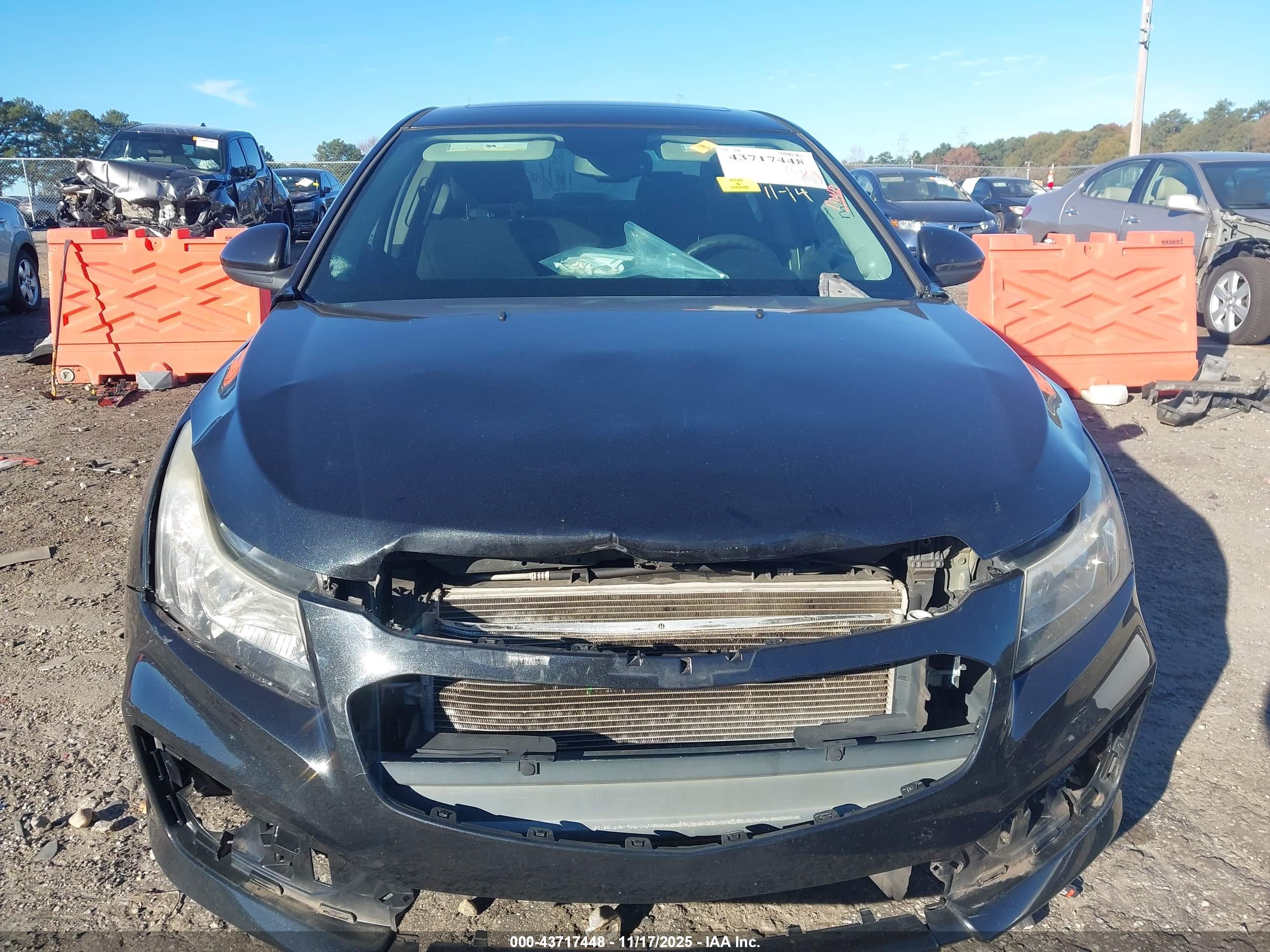 CHEVROLET CRUZE image 6