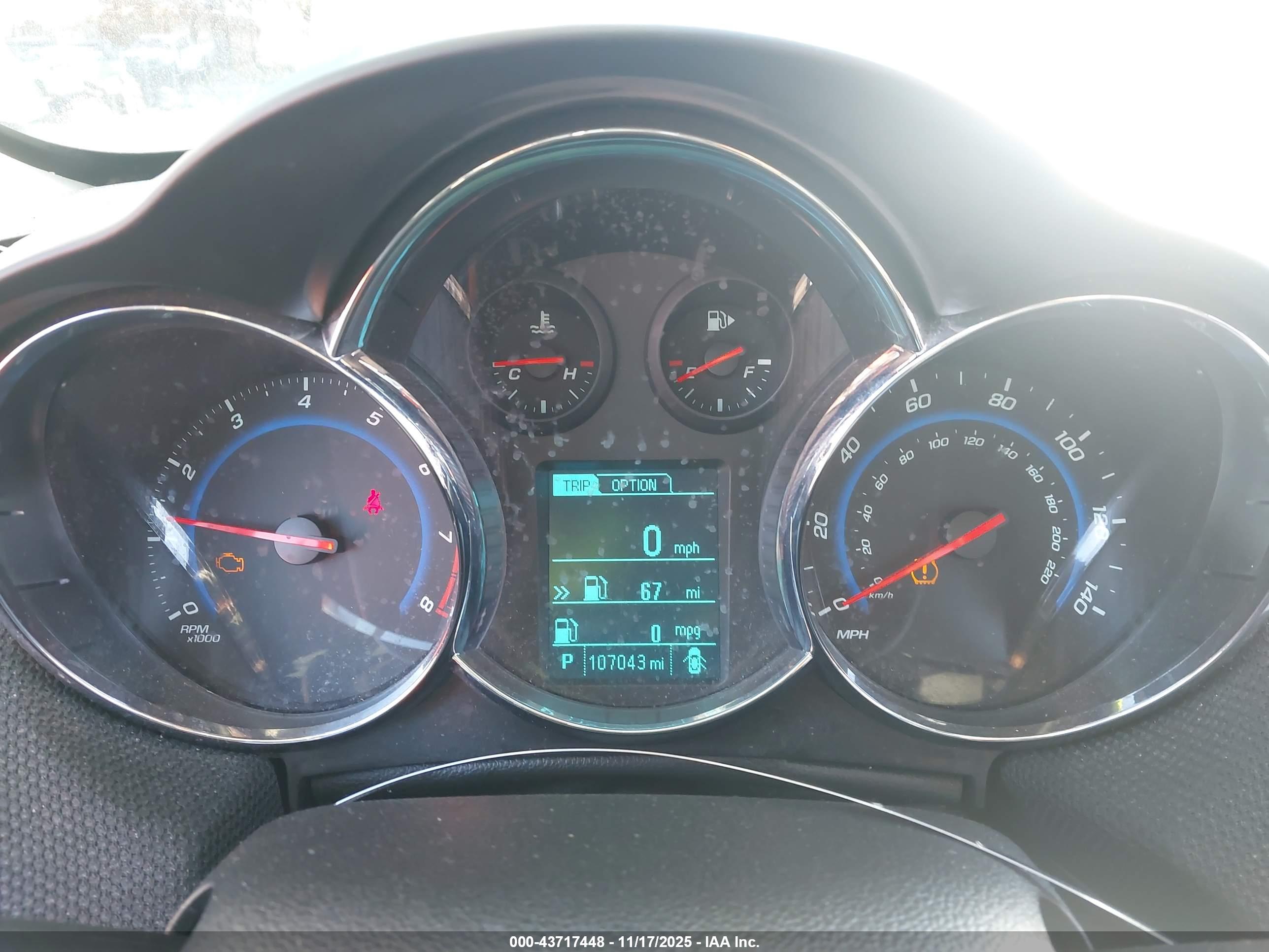 CHEVROLET CRUZE image 7