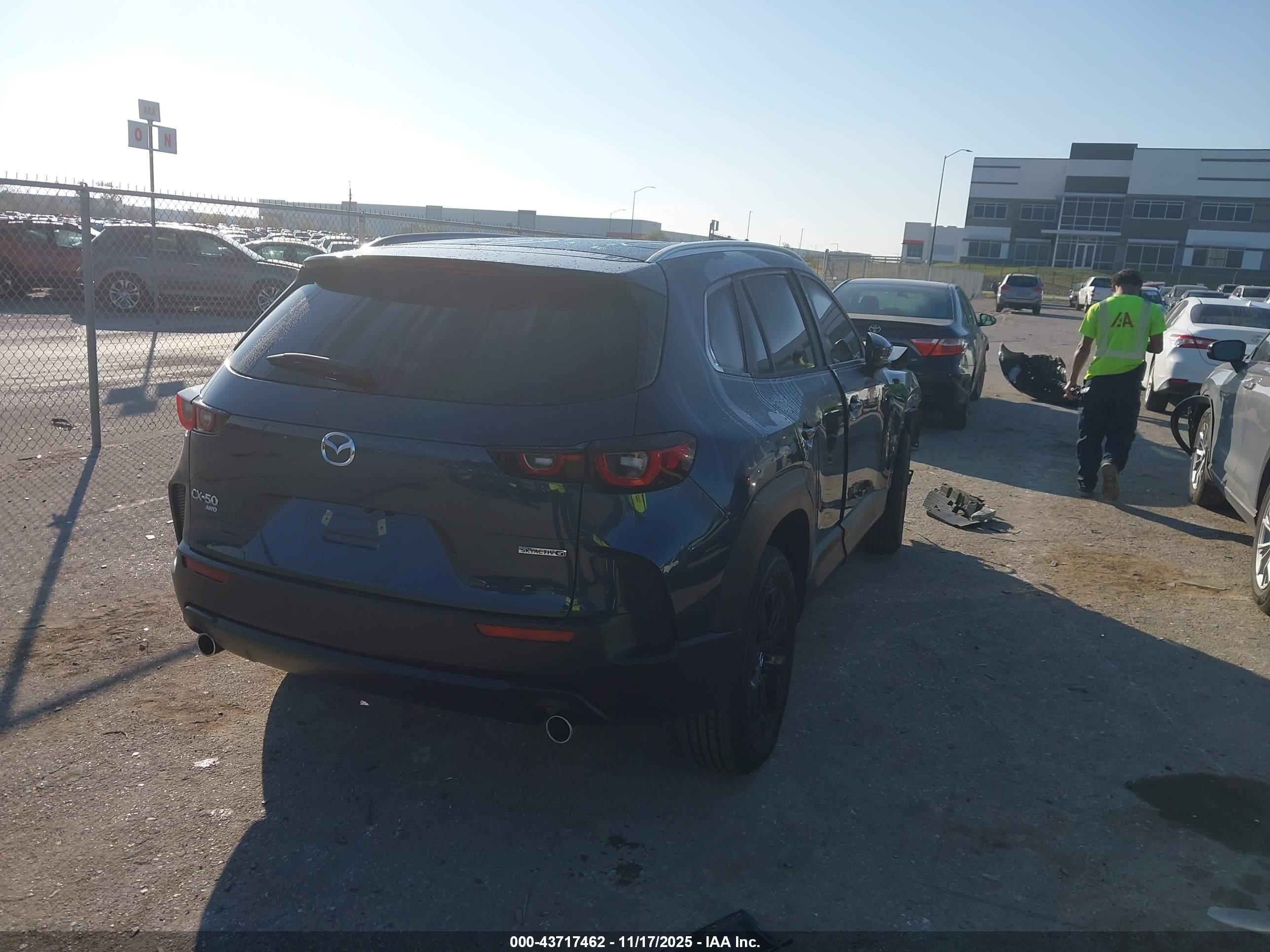 MAZDA CX-50 image 4