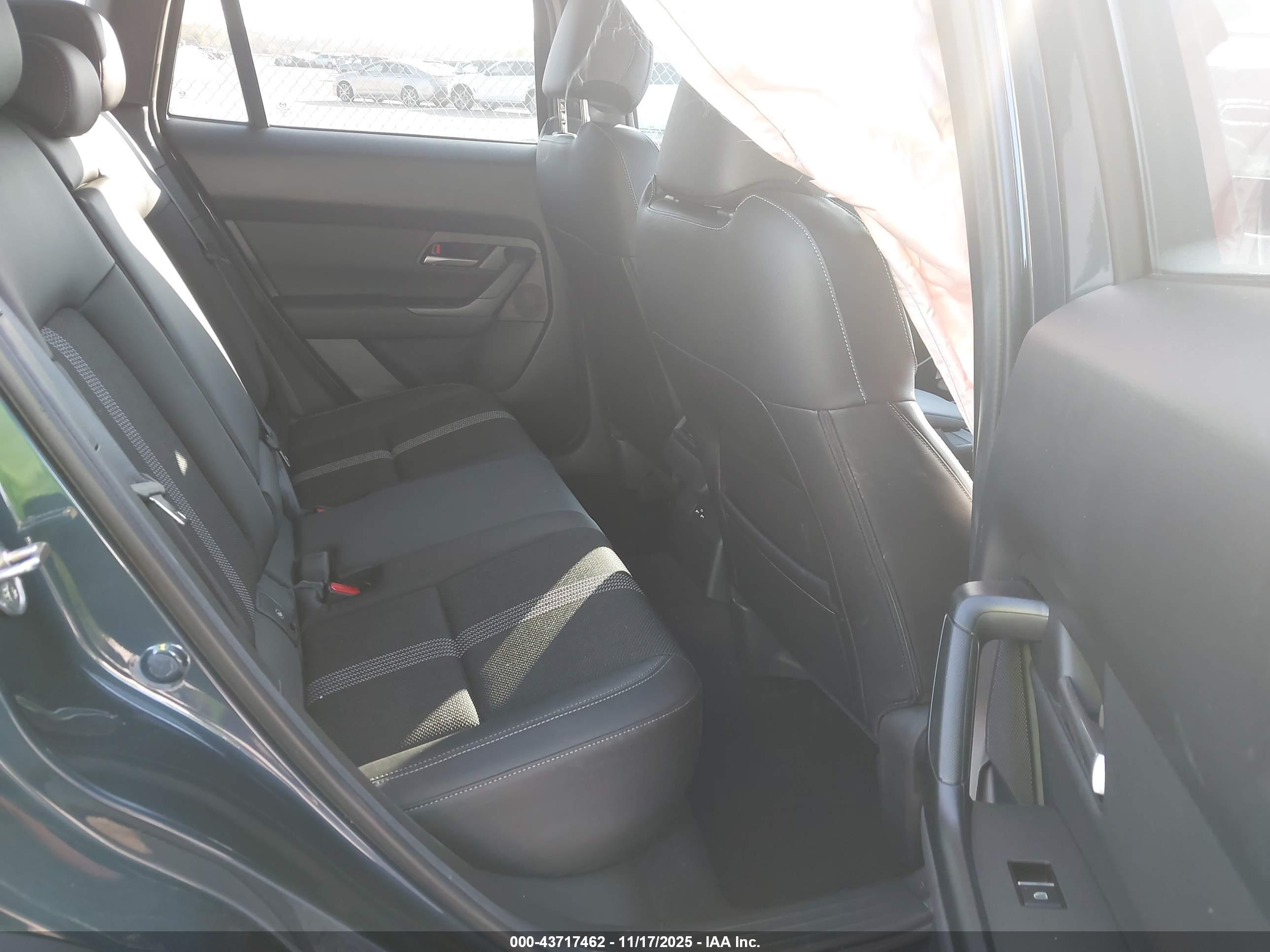 MAZDA CX-50 image 8