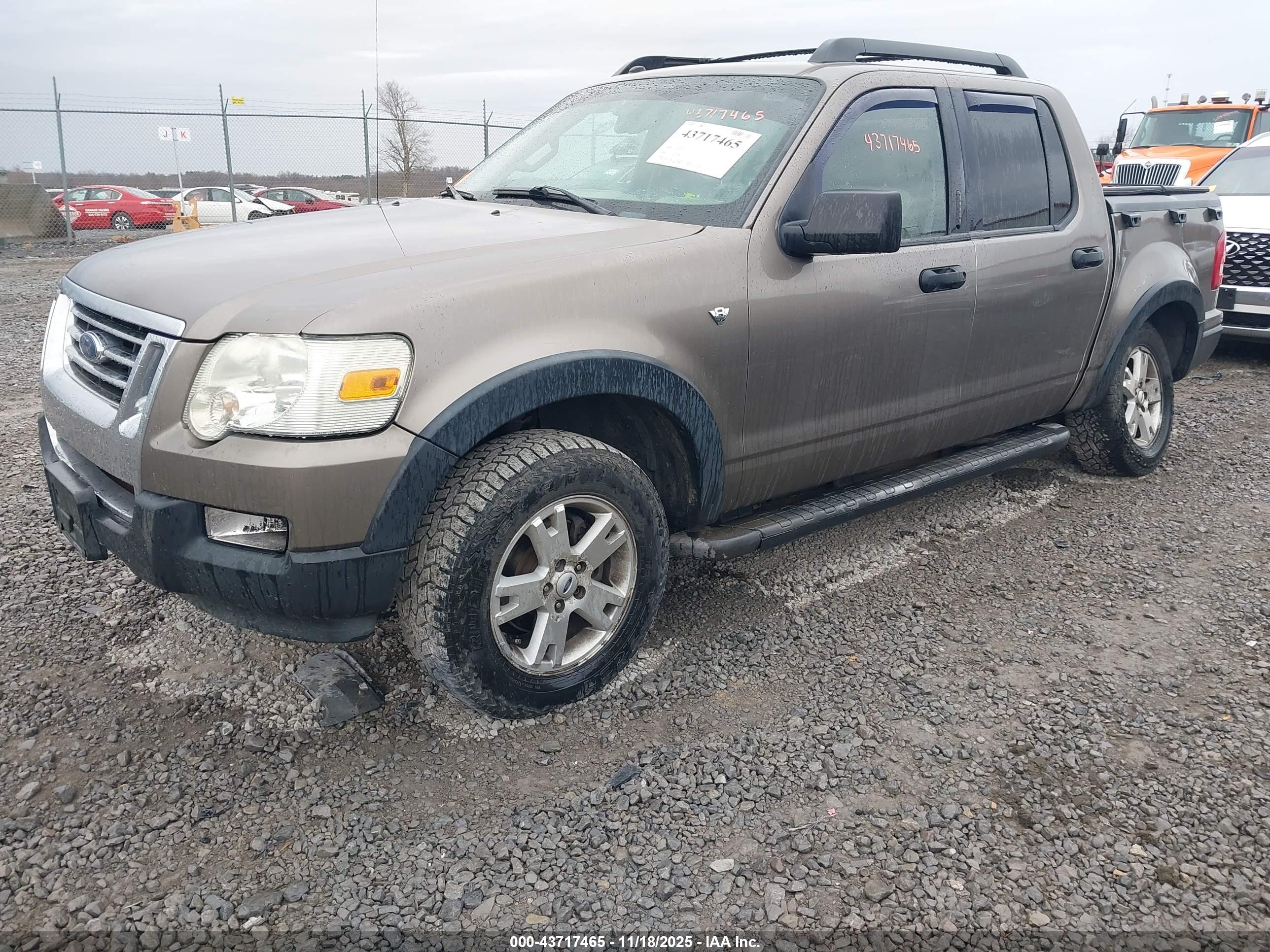 FORD EXPLORER image 2