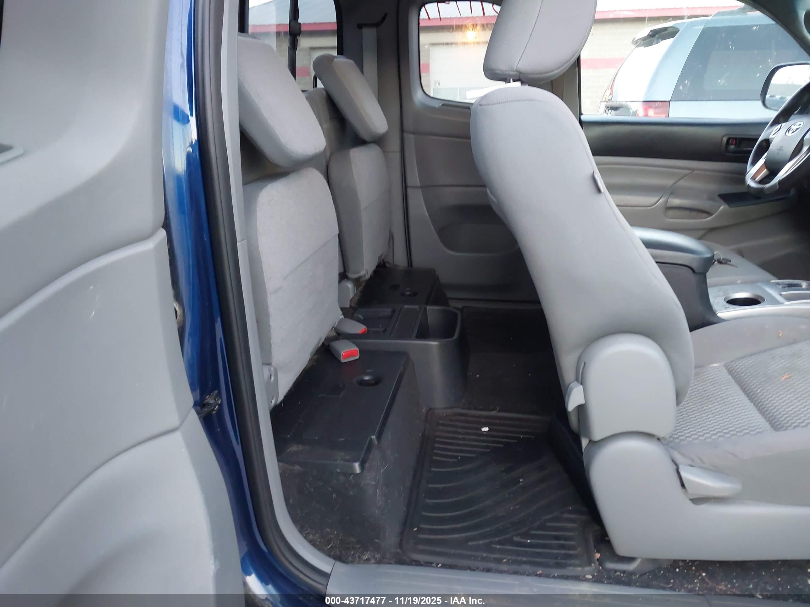 TOYOTA TACOMA image 8
