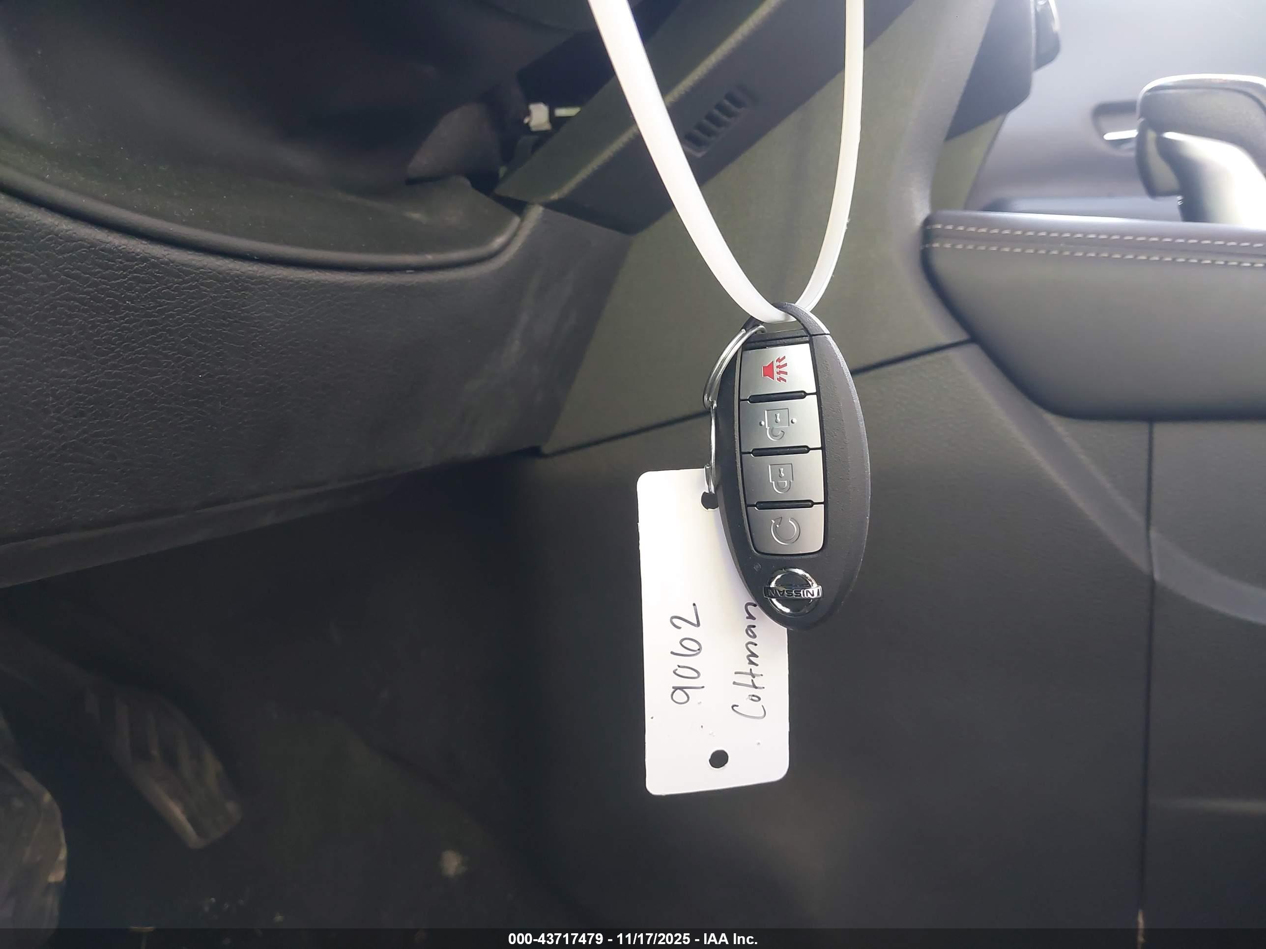 NISSAN KICKS image 11