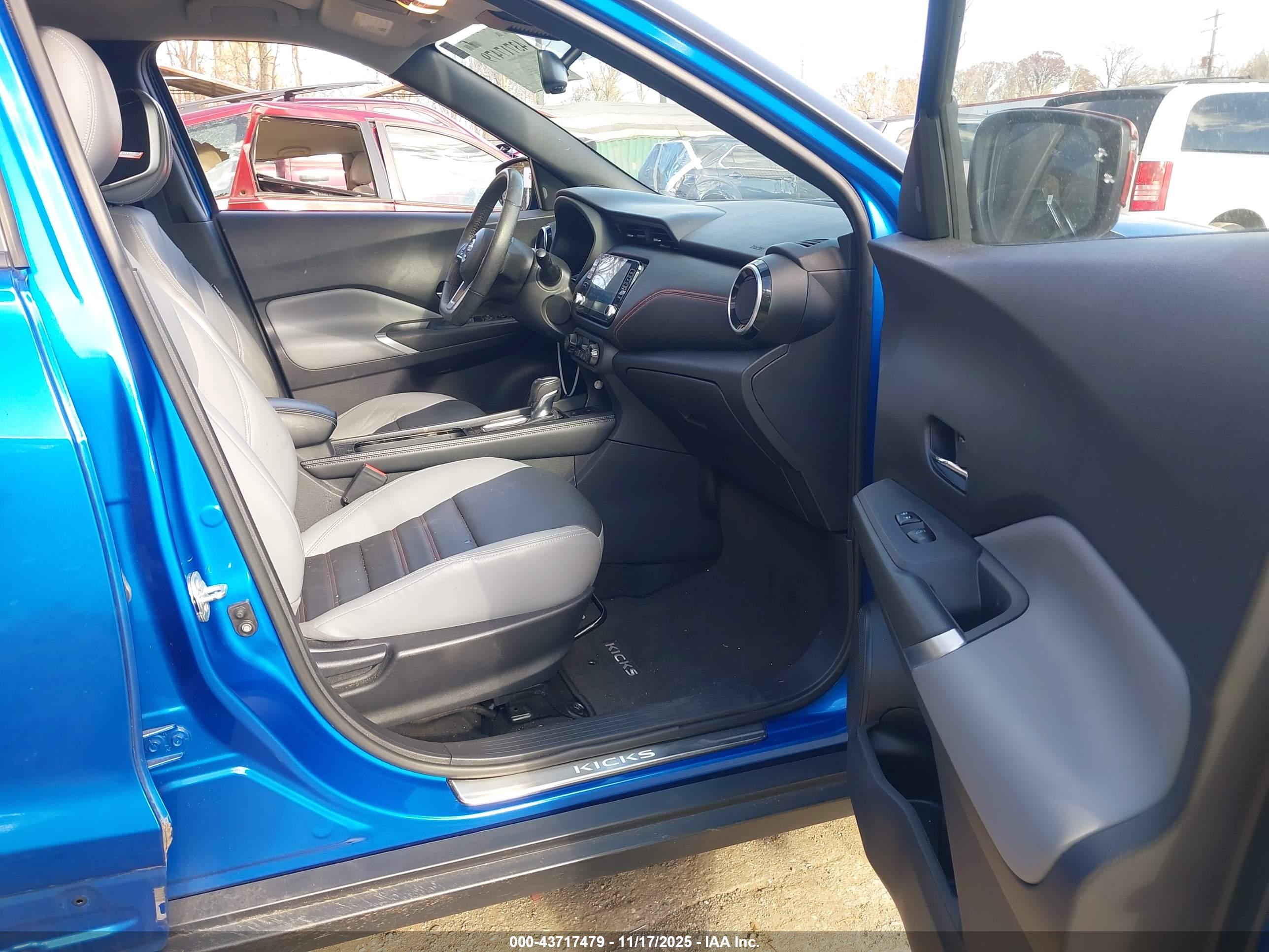 NISSAN KICKS image 5