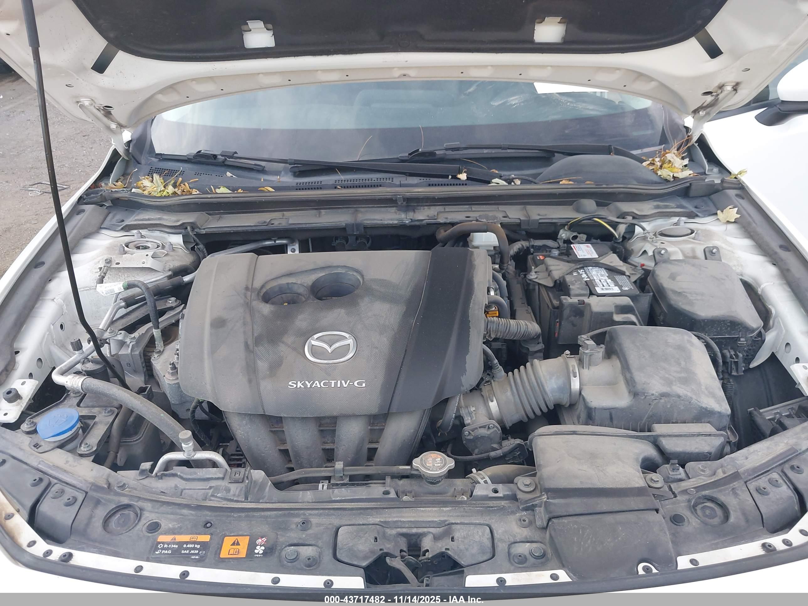 MAZDA MAZDA3 image 10