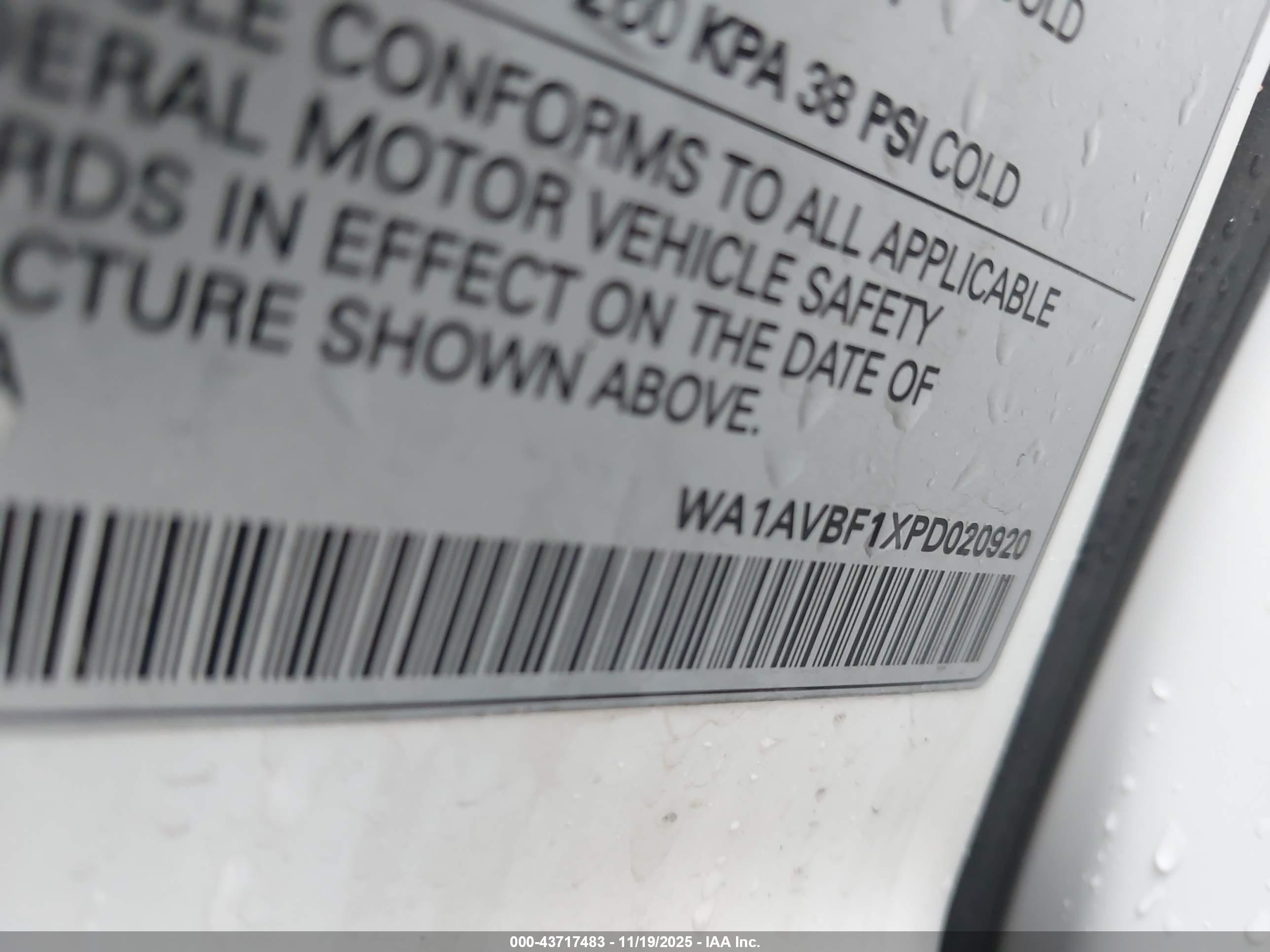 AUDI Q8 image 9