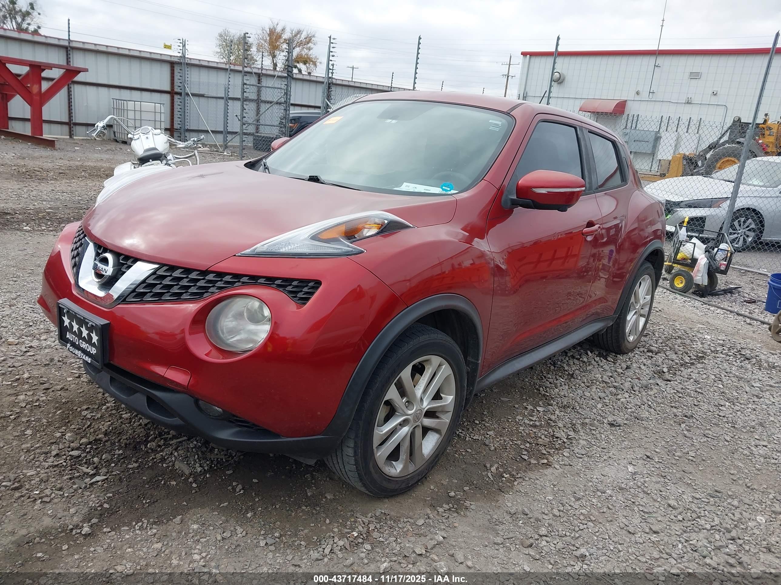 NISSAN JUKE image 2